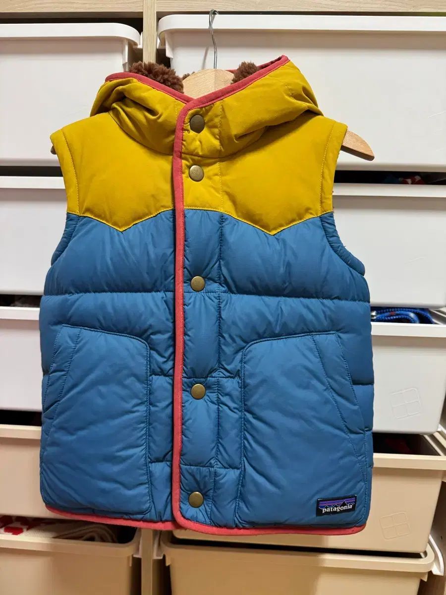 パタゴニア リバーシブル ベスト xs