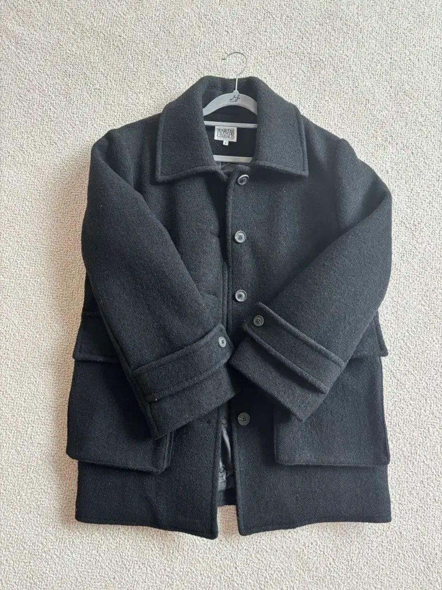 マリテフランソワジルボー ブラック ショート コート