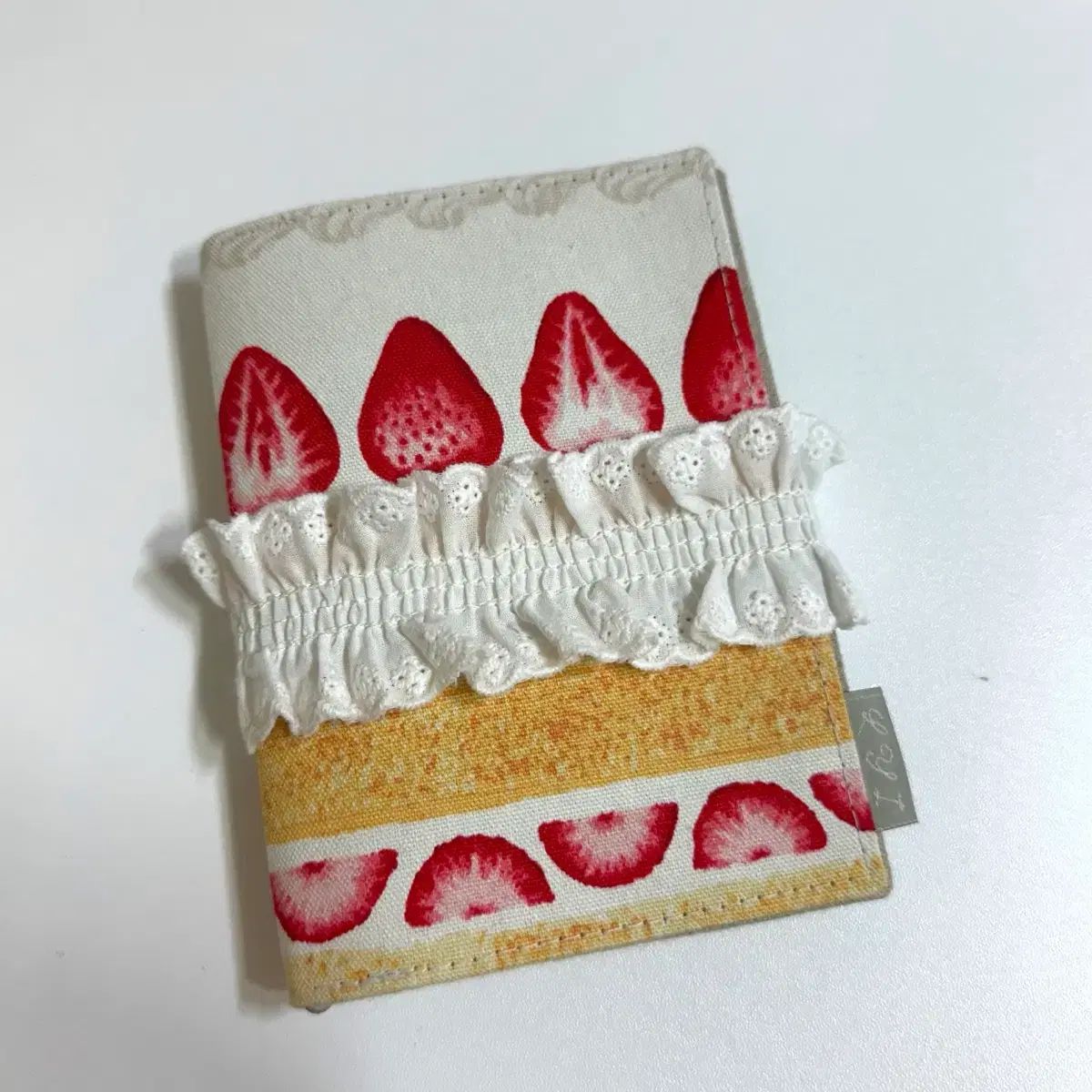 ラブゆいデット パスポートケース ショートケーキ