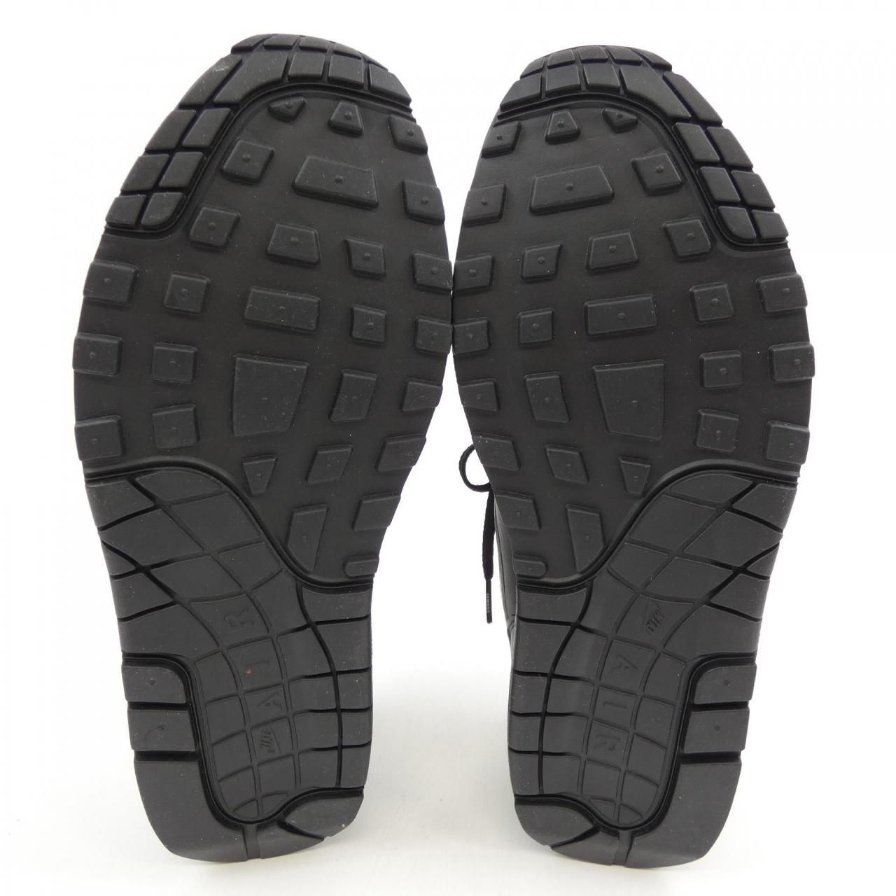 ナイキシュプリーム