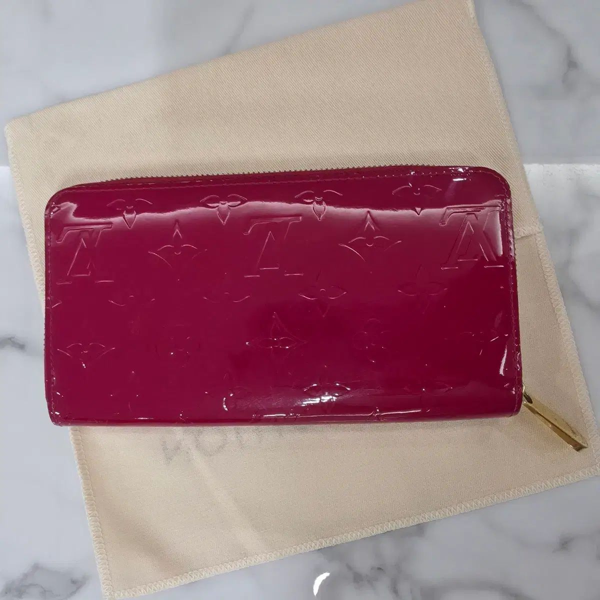 Louis Vuitton ルイヴィトン モノグラム 財布 ジッピーウォレット