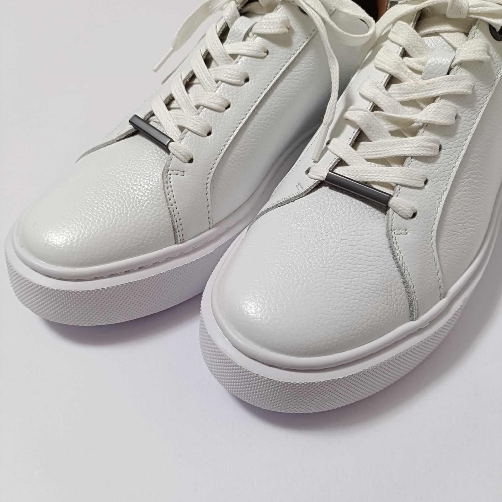 ♥ AOURE アウール DEVICE 1 スニーカー パイソンスタンプ 26.5 cm ホワイト