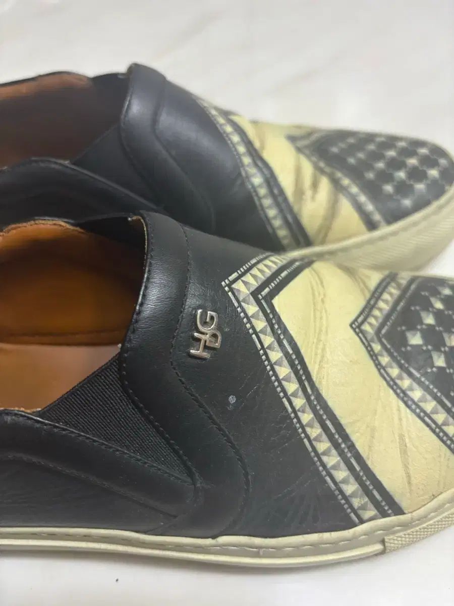 Givenchy ジバンシィ スニーカー 250-255