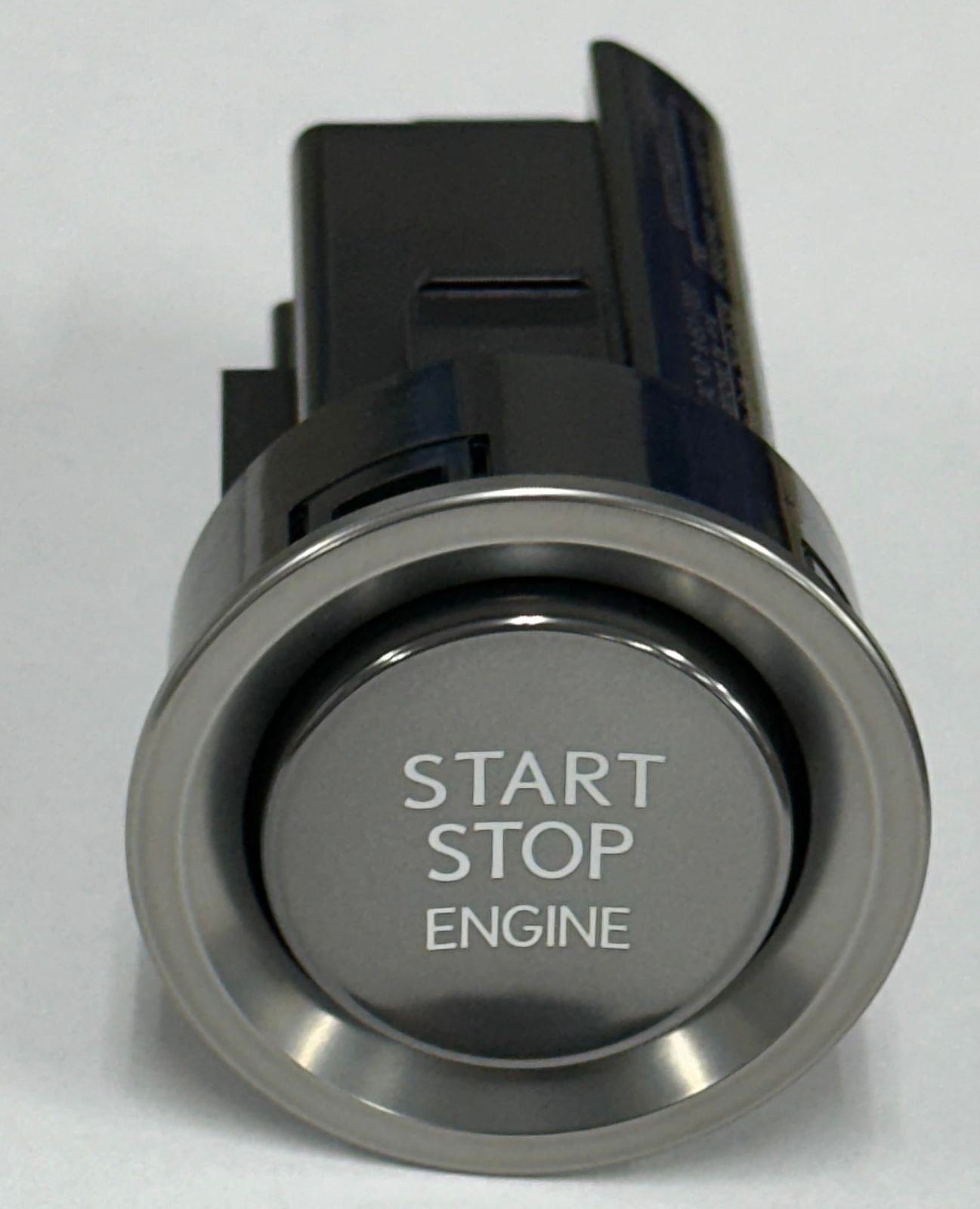 TOYOTA トヨタ プッシュスタート スイッチ 品番89611-11012