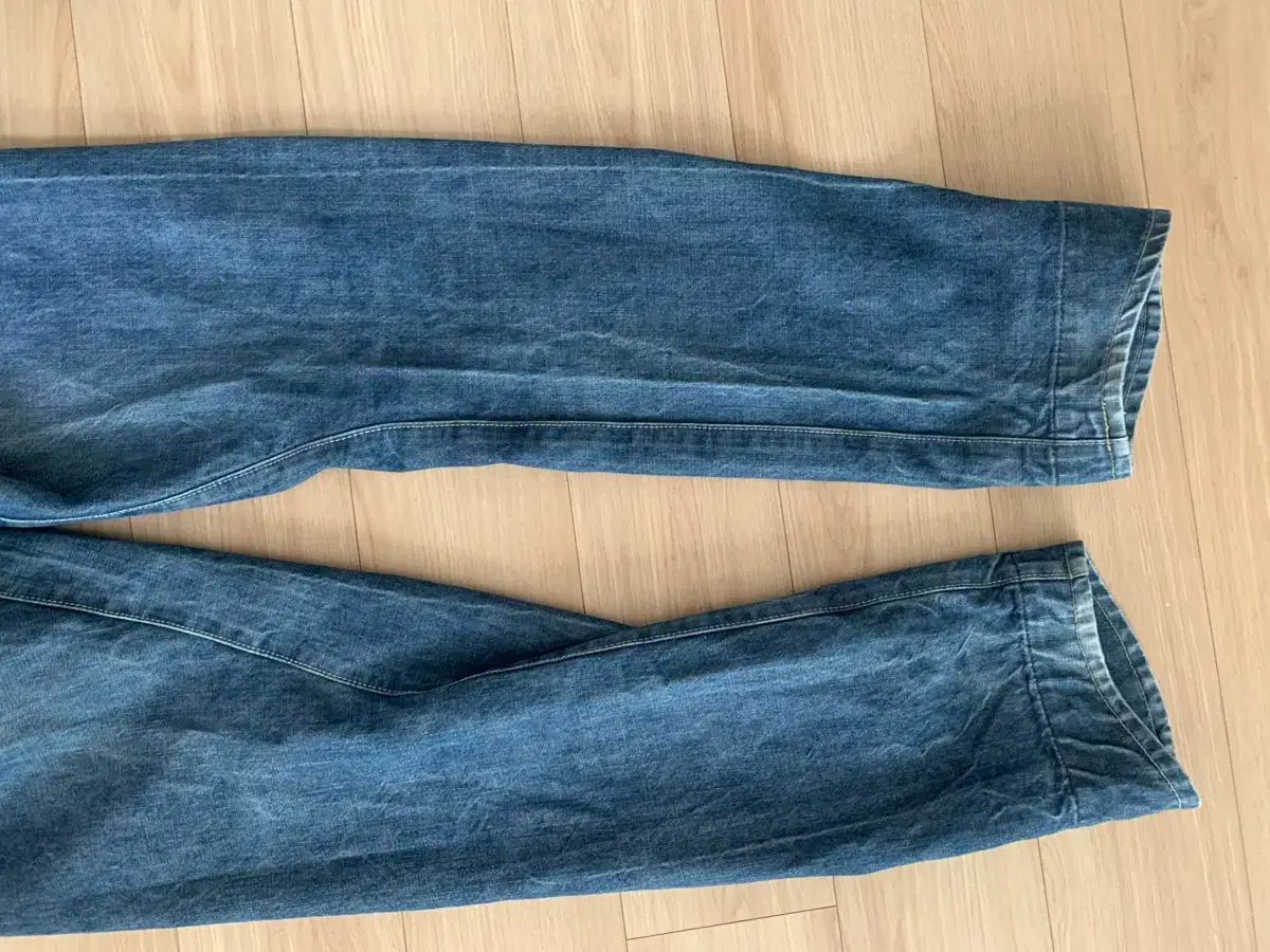 リーバイス エンジニアードジーンズ