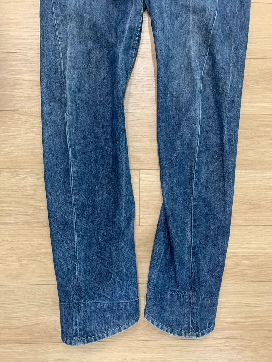 エンジニアードジーンズ 0001