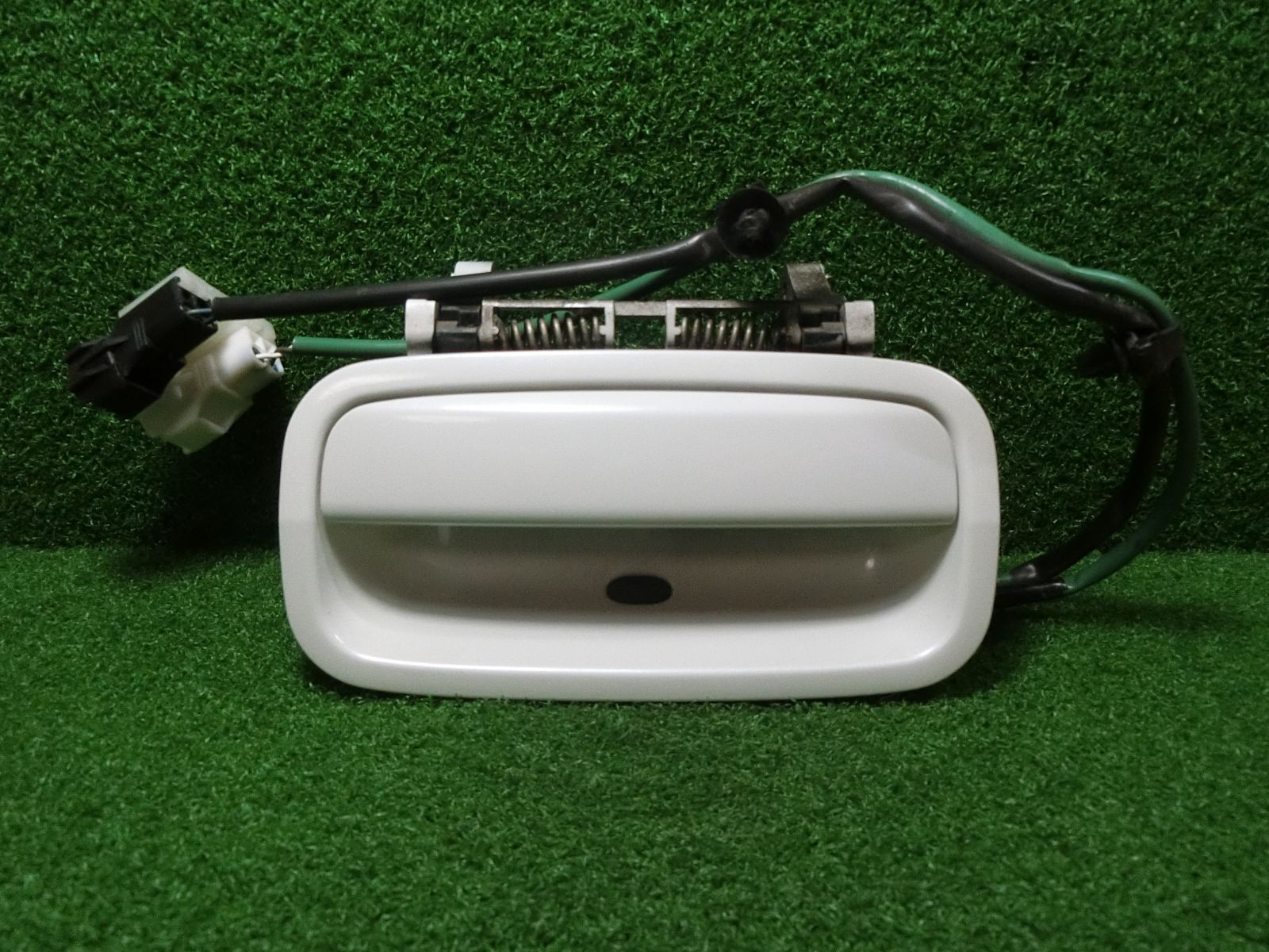 a8921] 送料無料 スズキ ワゴンR MH22S アウターハンドル 助手席