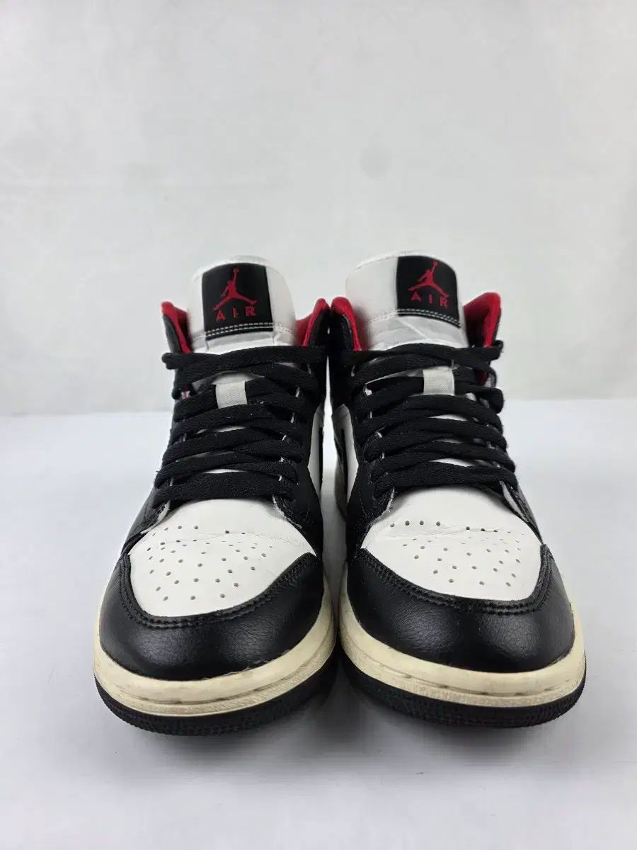 ヴィンテージ^^240 ジョーダン 1 ミッド ブラック ジムレッド