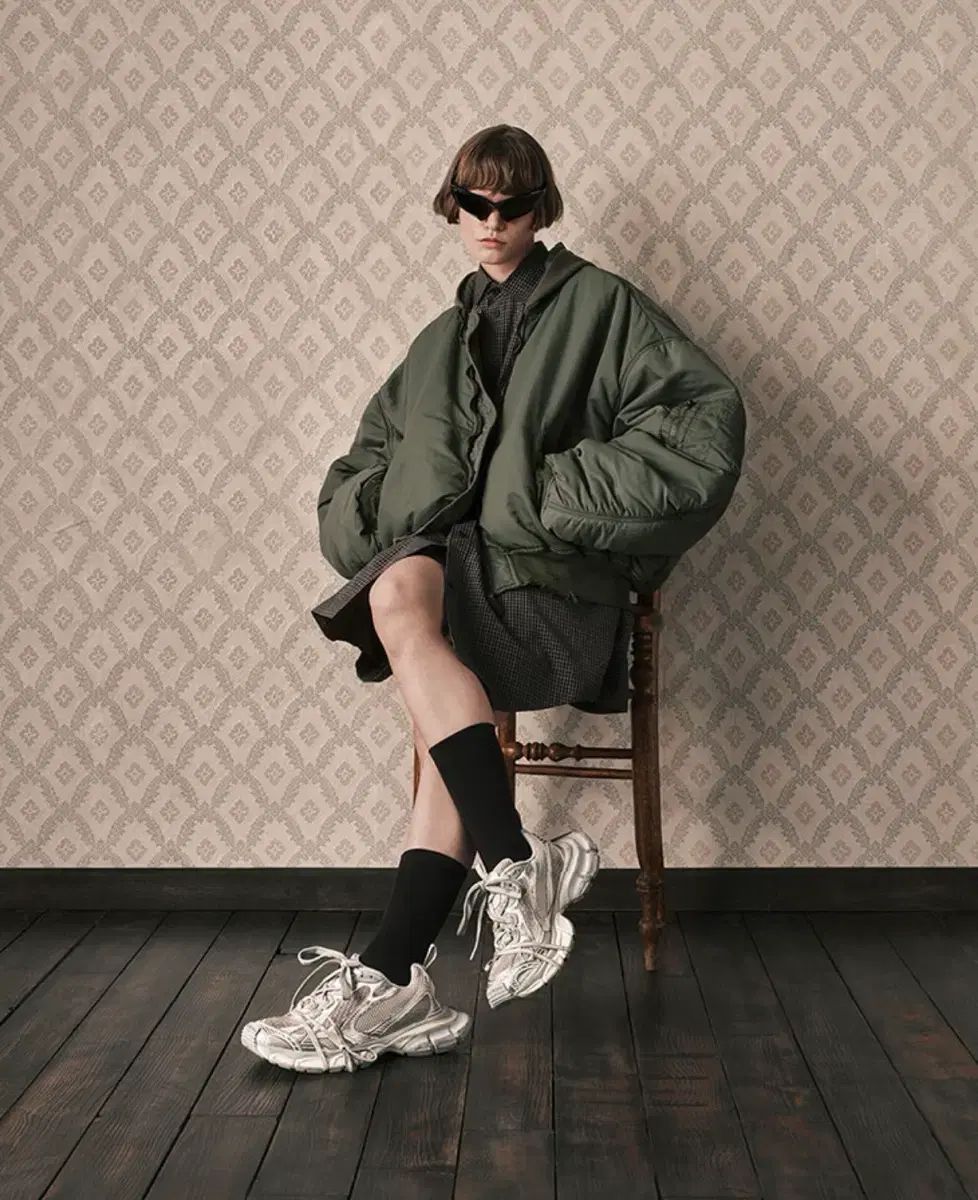 バレンシアガ 3 XL ライト ベージュ エッグシェル スニーカー 靴 メンズ