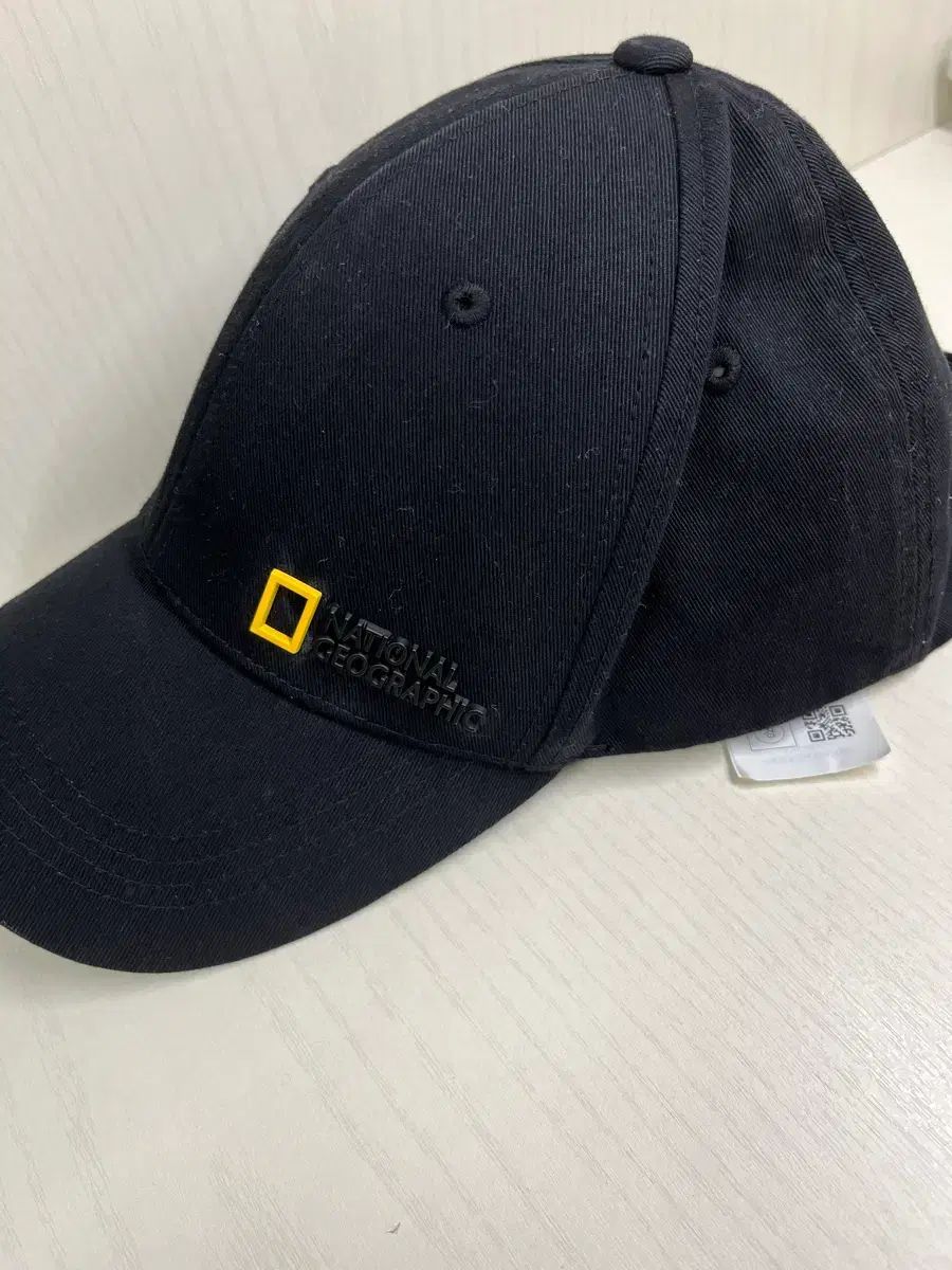 ナショナルジオグラフィック ベースボールキャップ