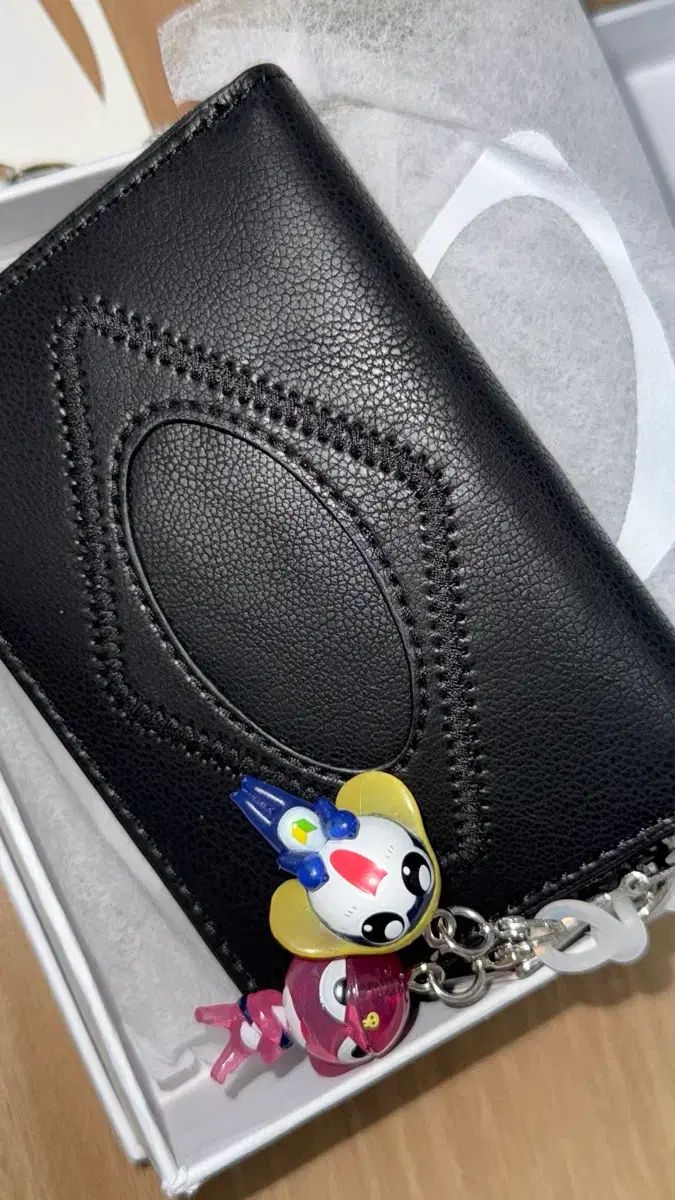 ミスチーフ 롬버스 ジップアラウンド 財布 ブラック