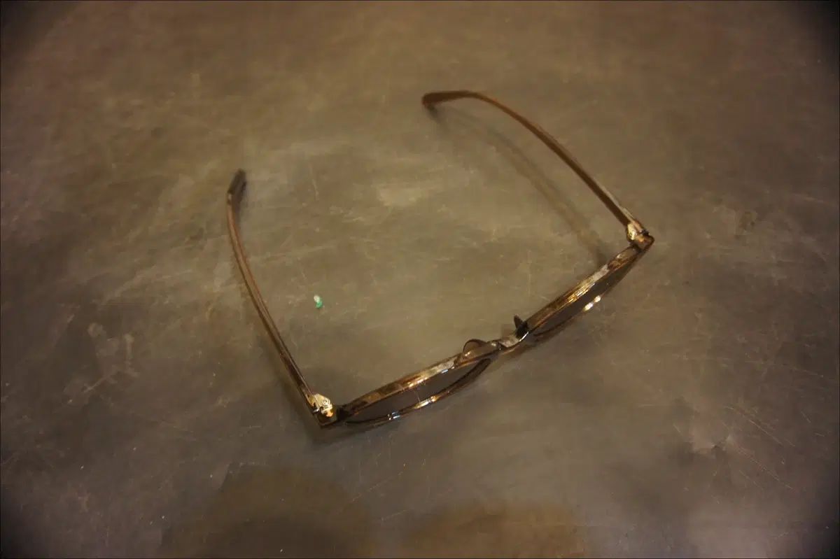 メガネフレーム