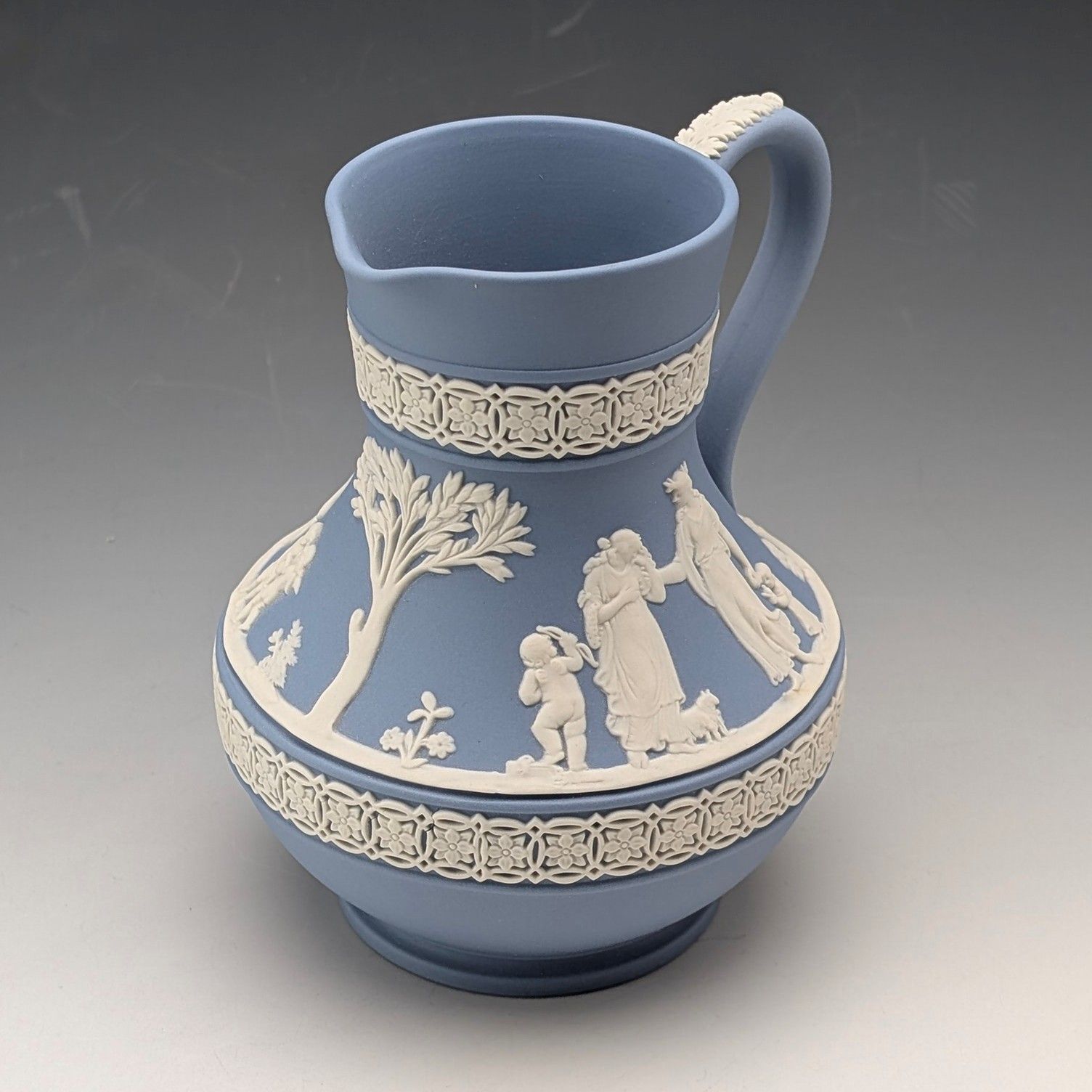 英国ヴィンテージ ウェッジウッド ジャスパーウェア製 ジャグ 箱 カタログ付き