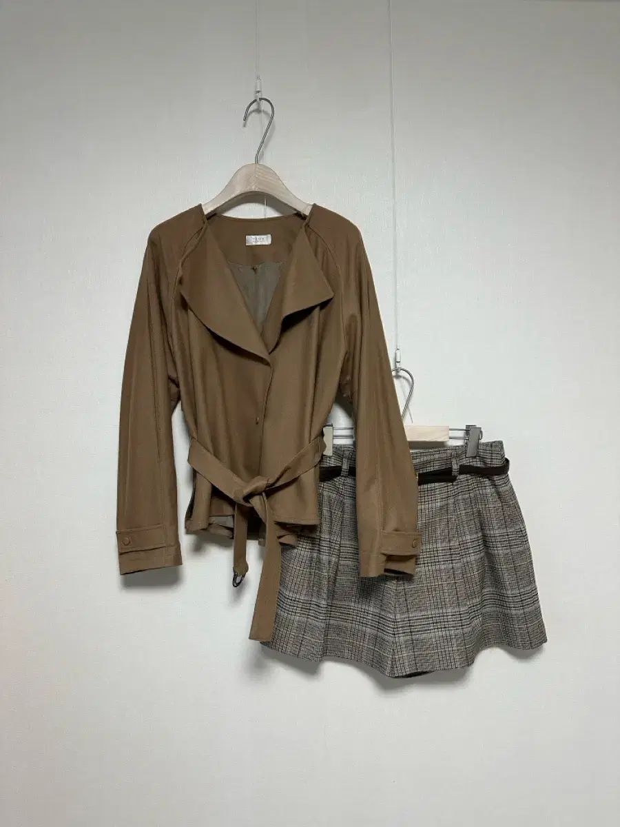 TIME ドールマン ショート ベルト付き ジャケット