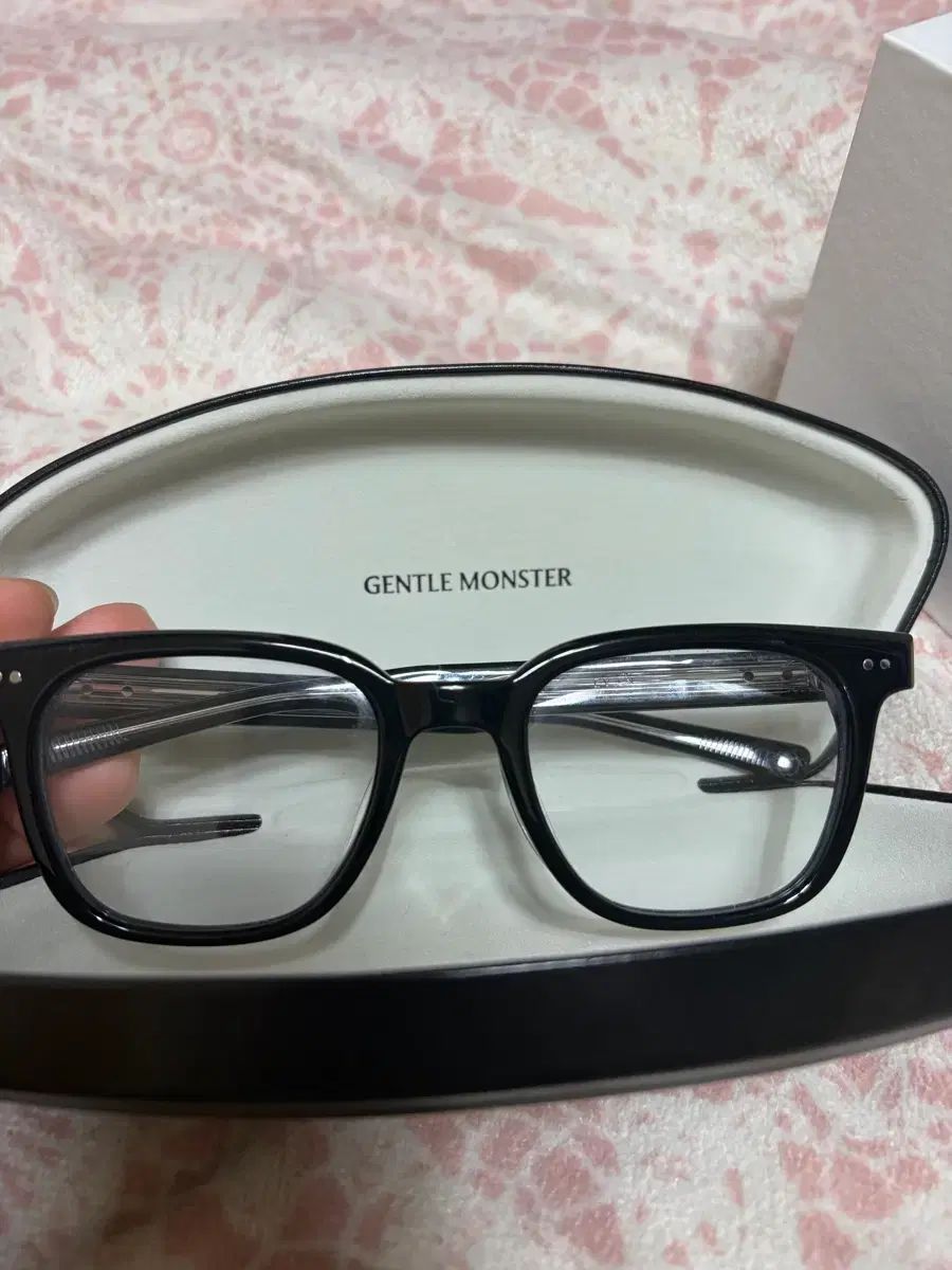  GENTLE MONSTER ジェントルモンスター エヴァン フルセット サングラス 小物