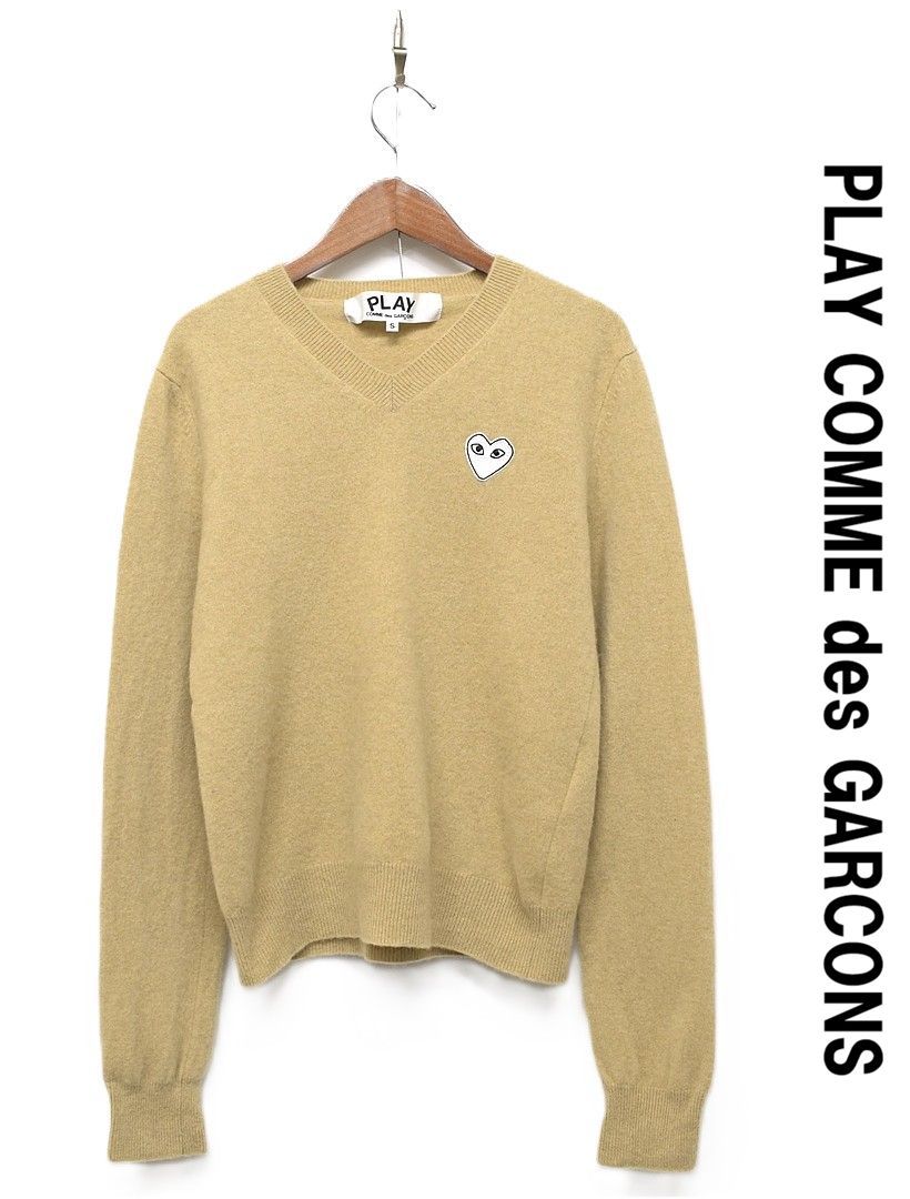 F 493 プレイコムデギャルソン セーター Vネック ハートパッチ Ｓ ベージュ