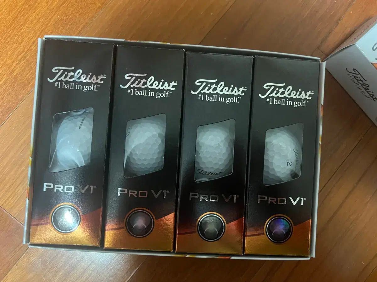 タイトリスト pro v 1 ゴルフボール