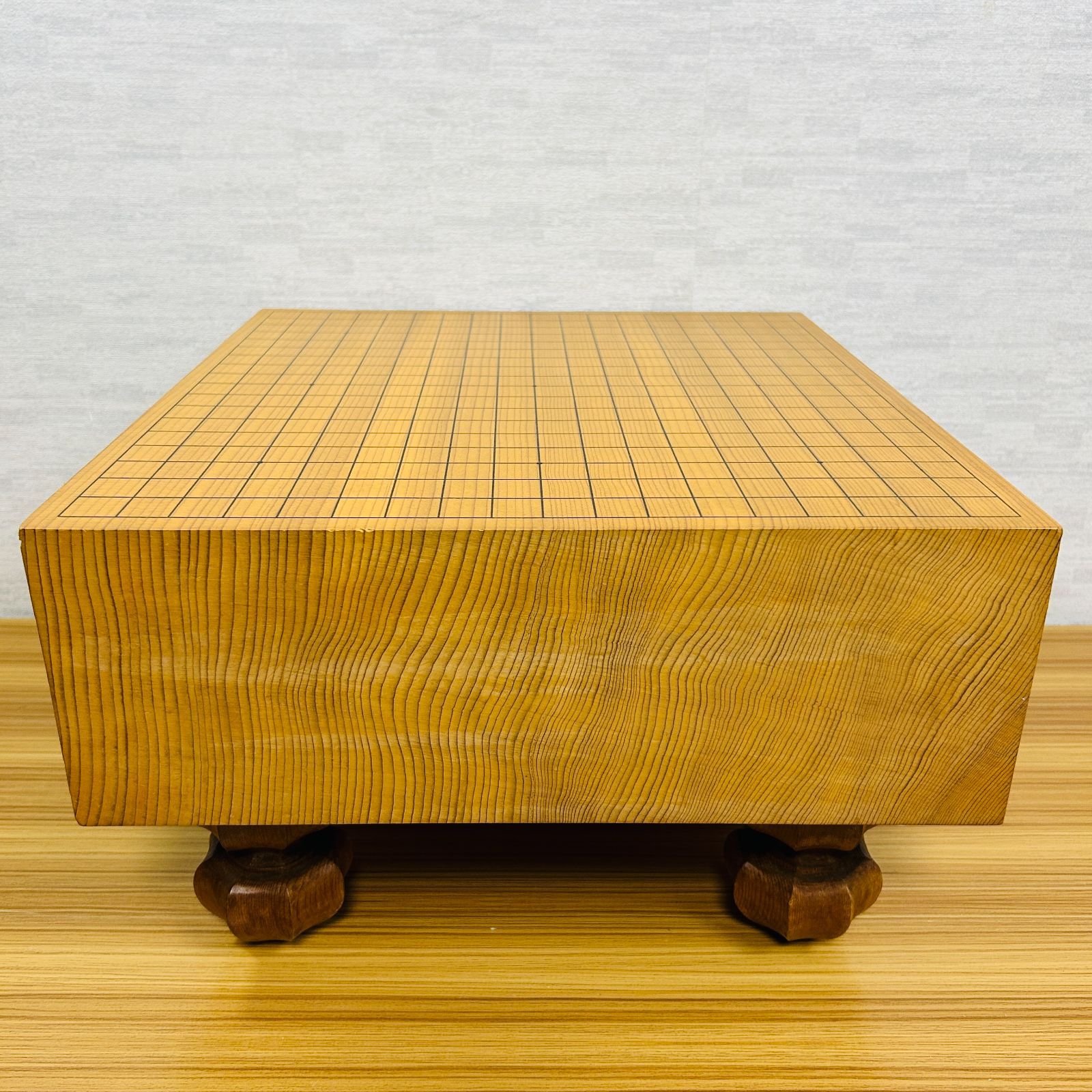 【昭和55年製】脚付碁盤 天地柾 柾目 囲碁 ヘソ有り 19路盤 昭和55年製】脚付碁盤 天地柾 柾目 囲碁 ヘソ有り 19路盤 昭和55年製