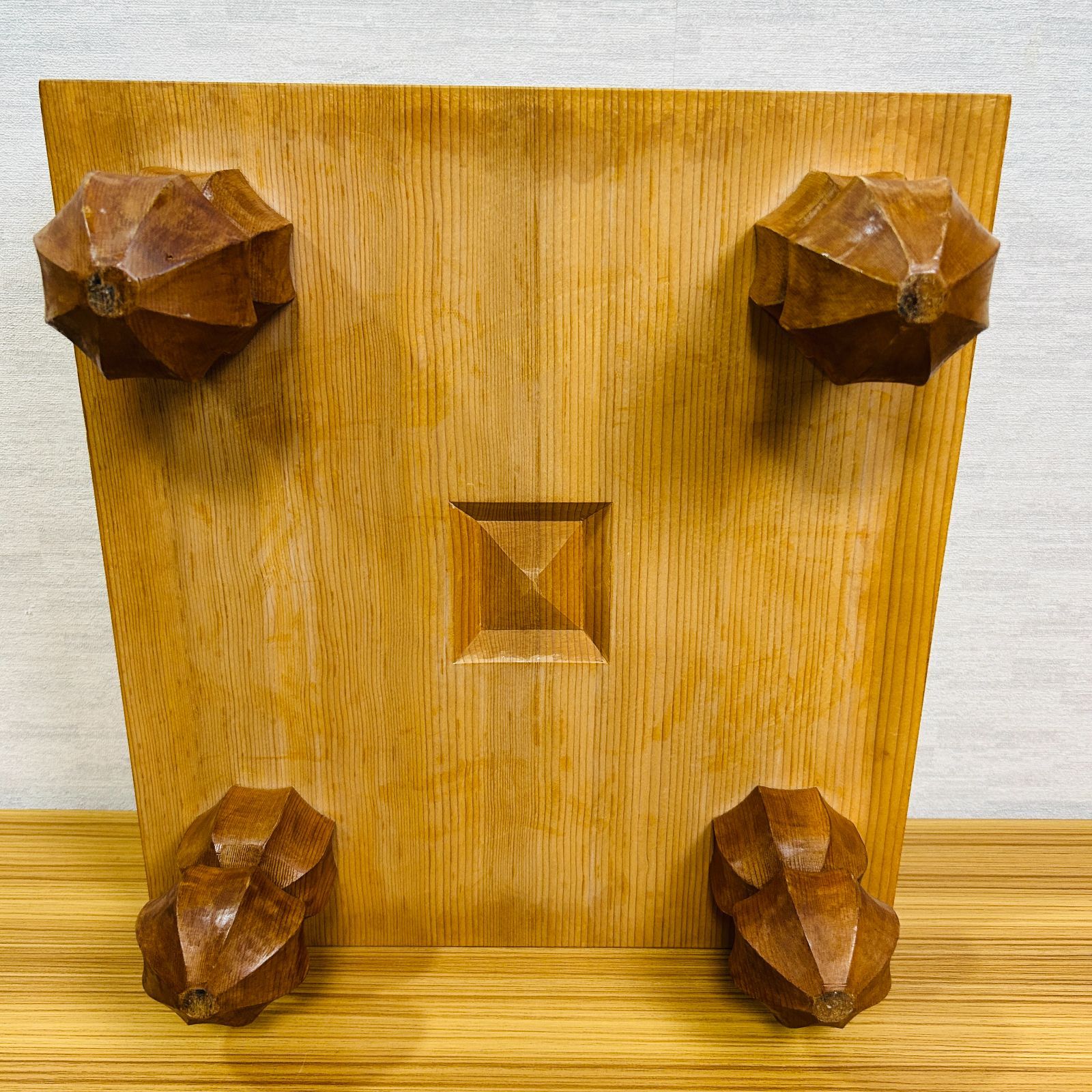 脚付碁盤 4.8寸 天地柾 柾目 ヘソ有り 19路盤 囲碁 天然木 12kg - メルカリ
