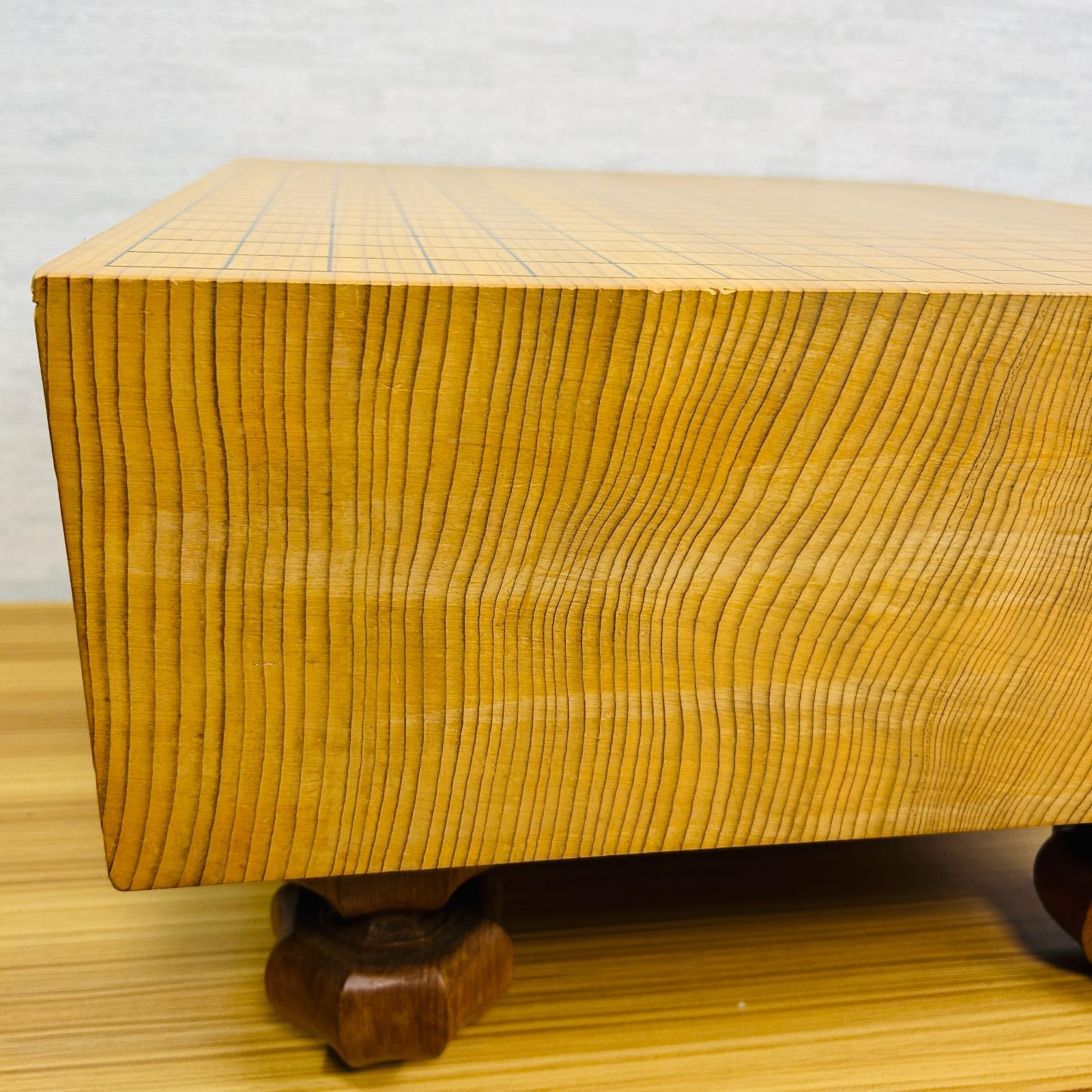 【昭和55年製】脚付碁盤 天地柾 柾目 囲碁 ヘソ有り 19路盤 昭和55年製】脚付碁盤 天地柾 柾目 囲碁 ヘソ有り 19路盤 昭和55年製