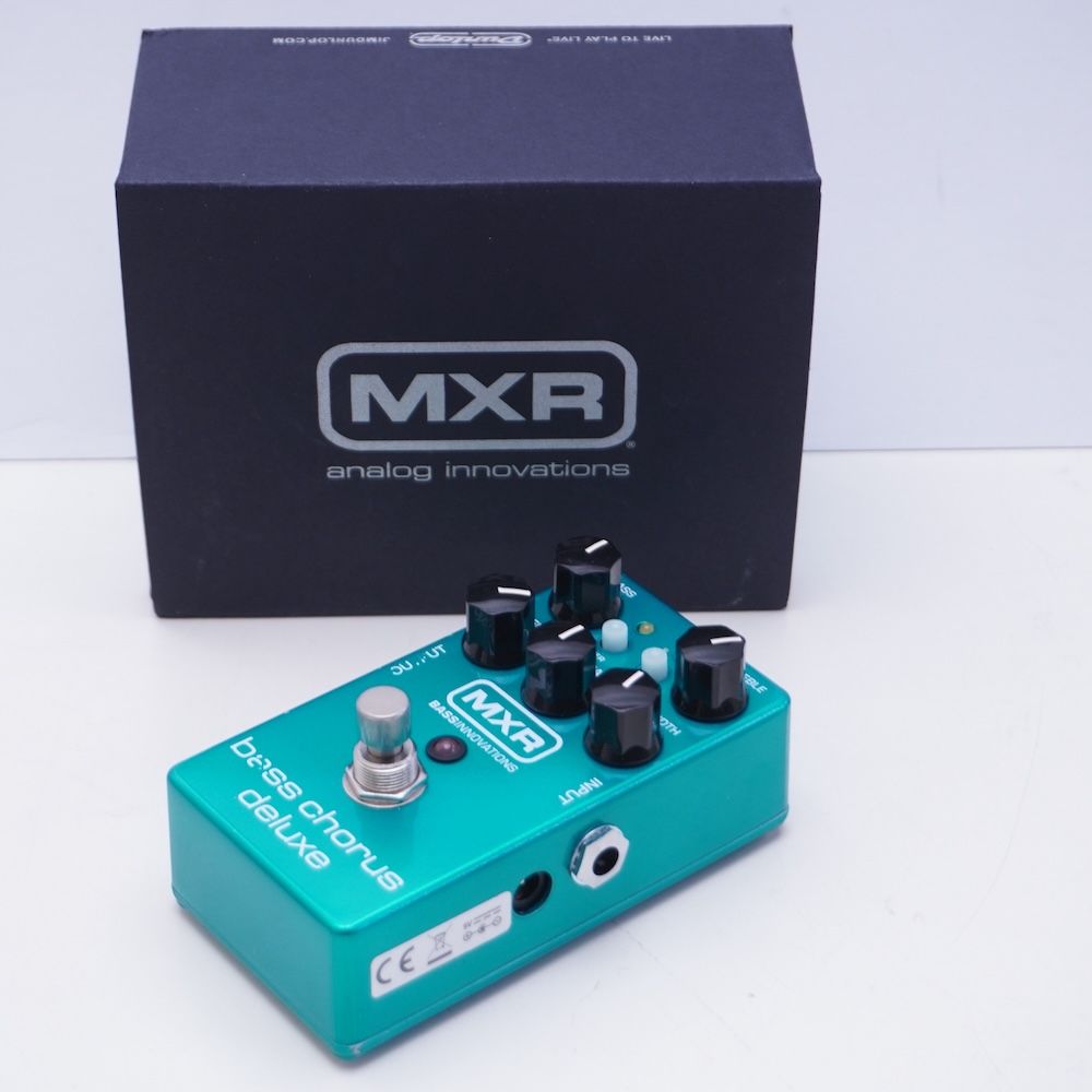 エフェクター MXR M83 bass chorus deluxe ベース コーラス - メルカリ