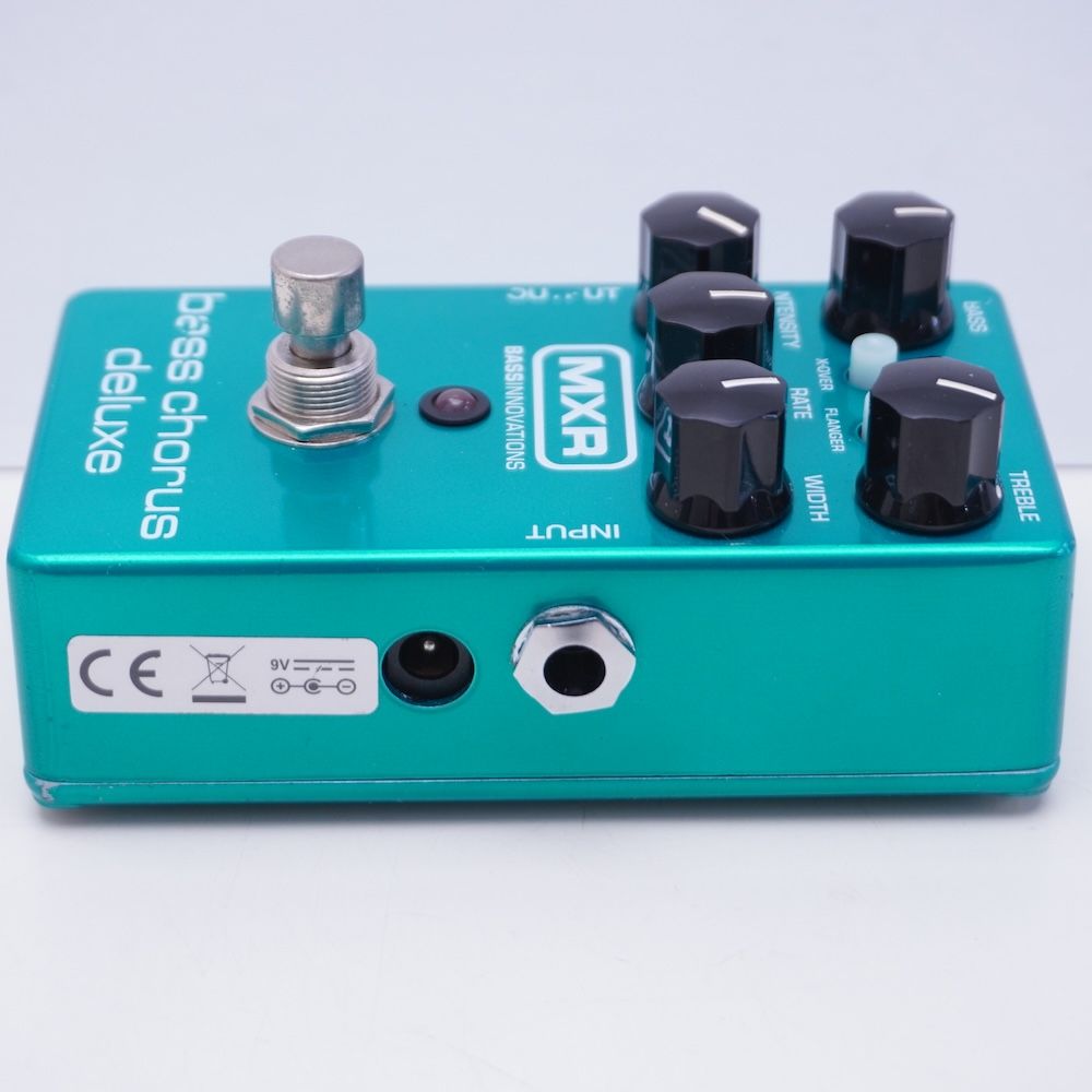 ベース MXR / M83 Bass Chorus Deluxe MXR M83 Bass Chorus Deluxe｜ミュージックランドKEY