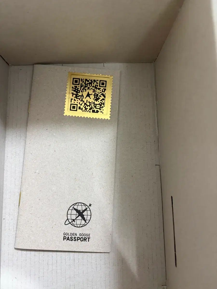 GOLDEN GOOSE ゴールデングース スーパー·スター 白 GOLD