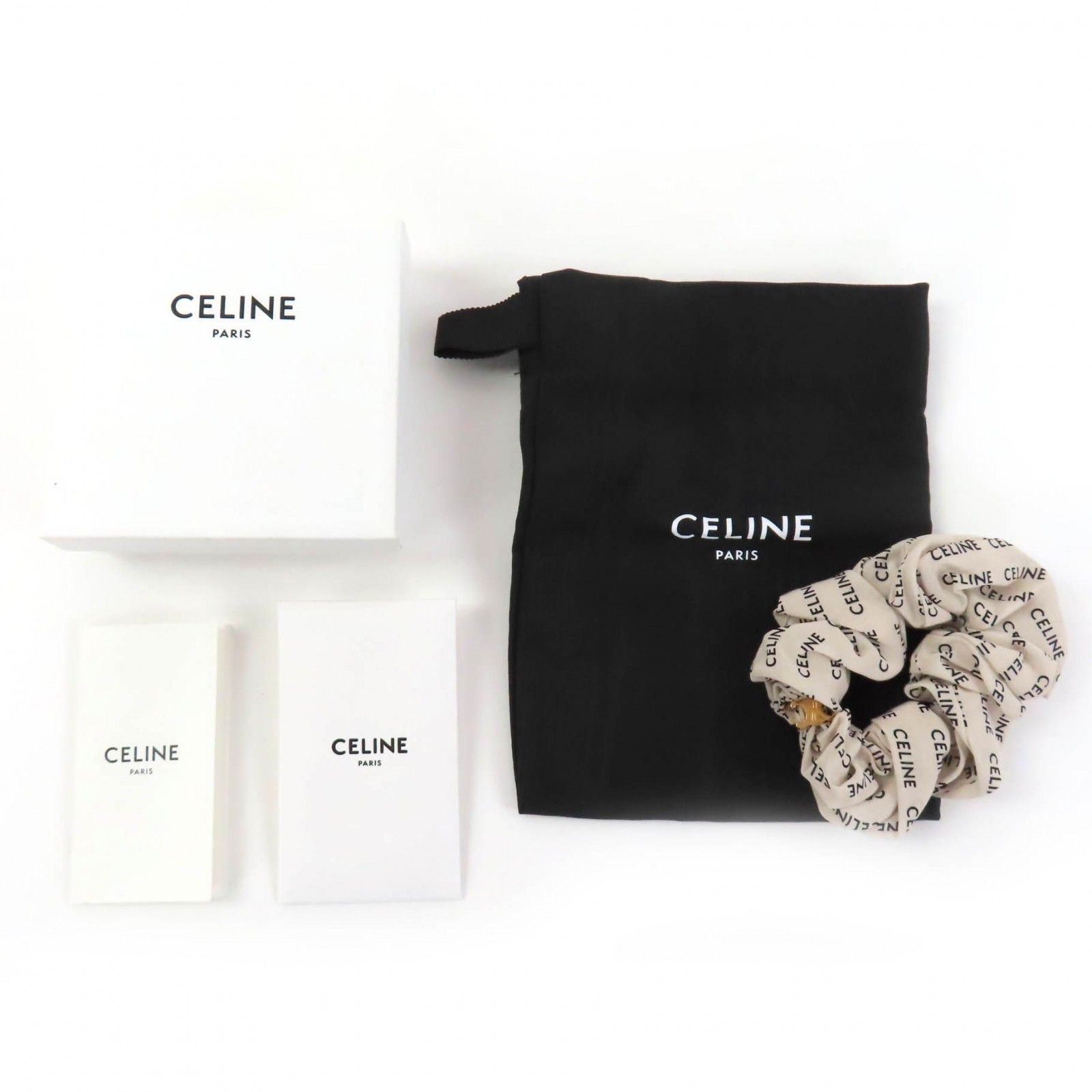 箱付きCELINE シルクシュシュ ロゴ入り ギフトにも♪【CELINE】直営店 トリオンフチャーム付き シュシュ