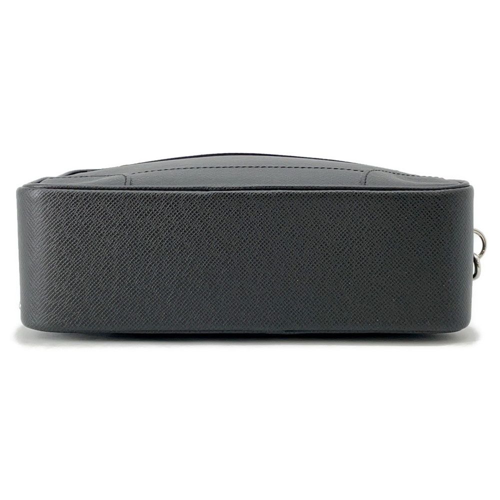 ルイヴィトン セカンドバッグ タイガ パヴェル M31142 LOUIS VUITTON