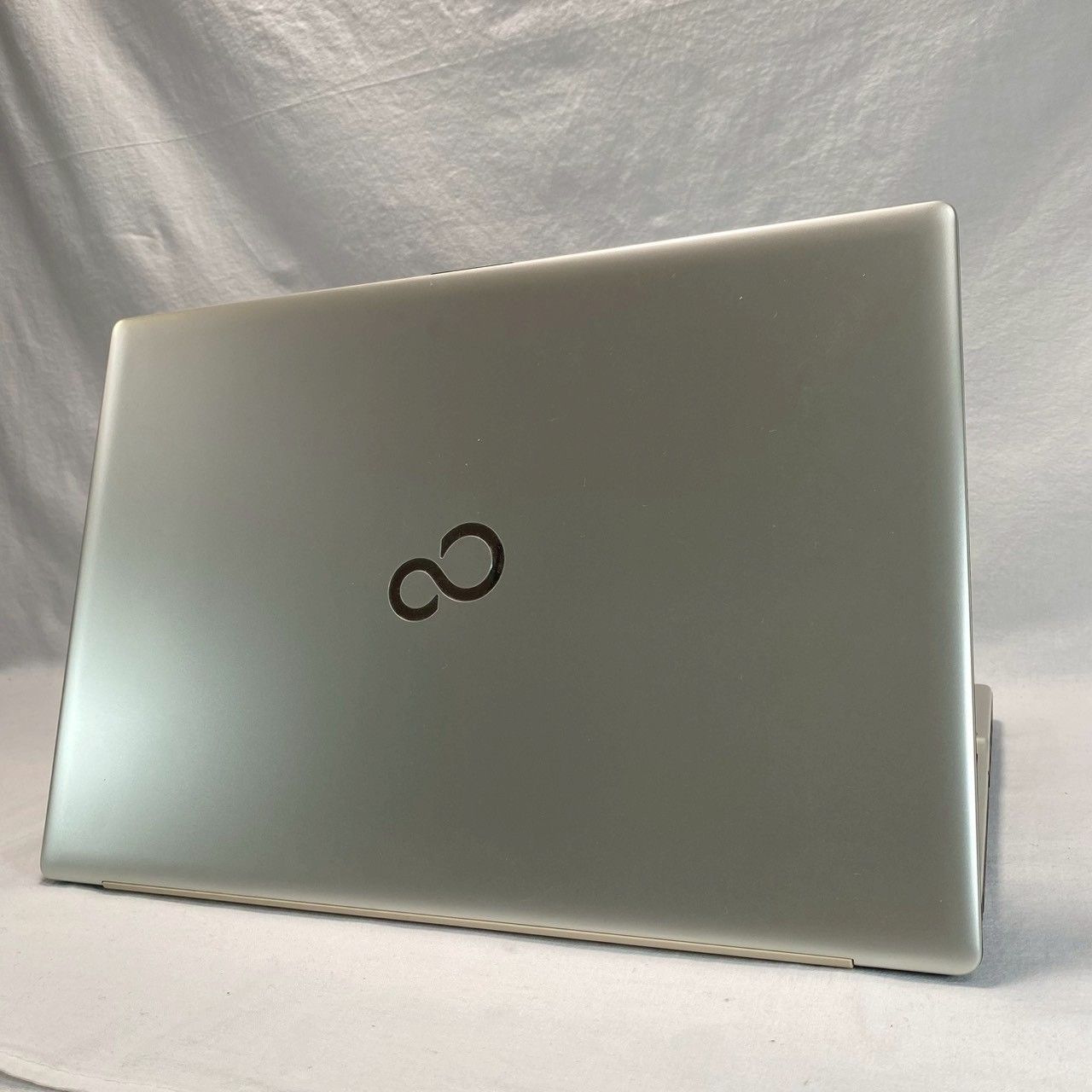 富士通| |AH 53|E 3|i 7-1165 G 7|8 GB| |バッテリー良好89%|Win 11| |No.4710