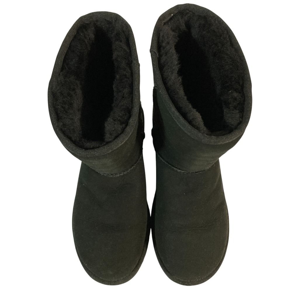 美品 UGG australia アグオーストラリア CLASSIC SHORT クラシック