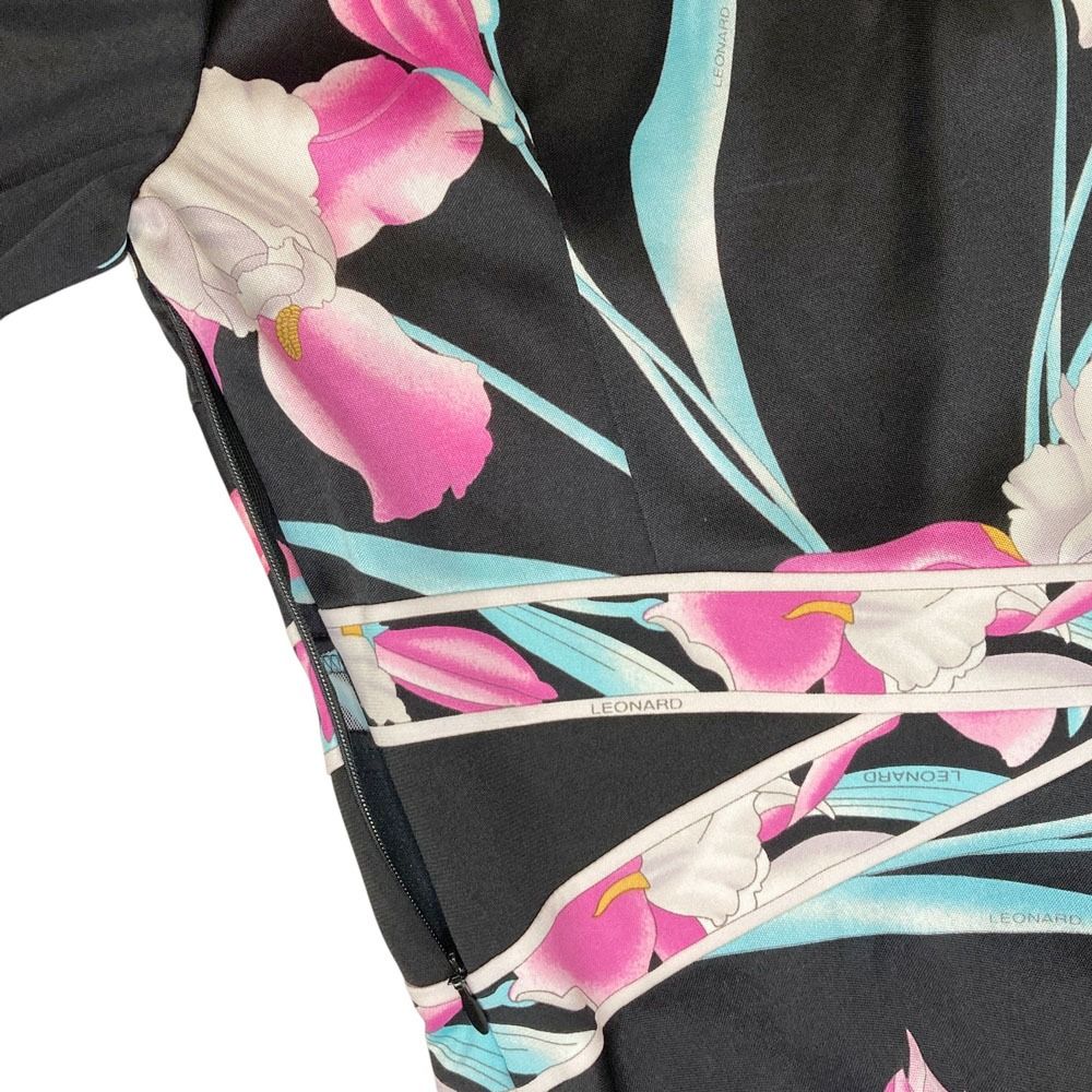 美品 LEONARD レオナール カンカンストレッチ フラワープリント
