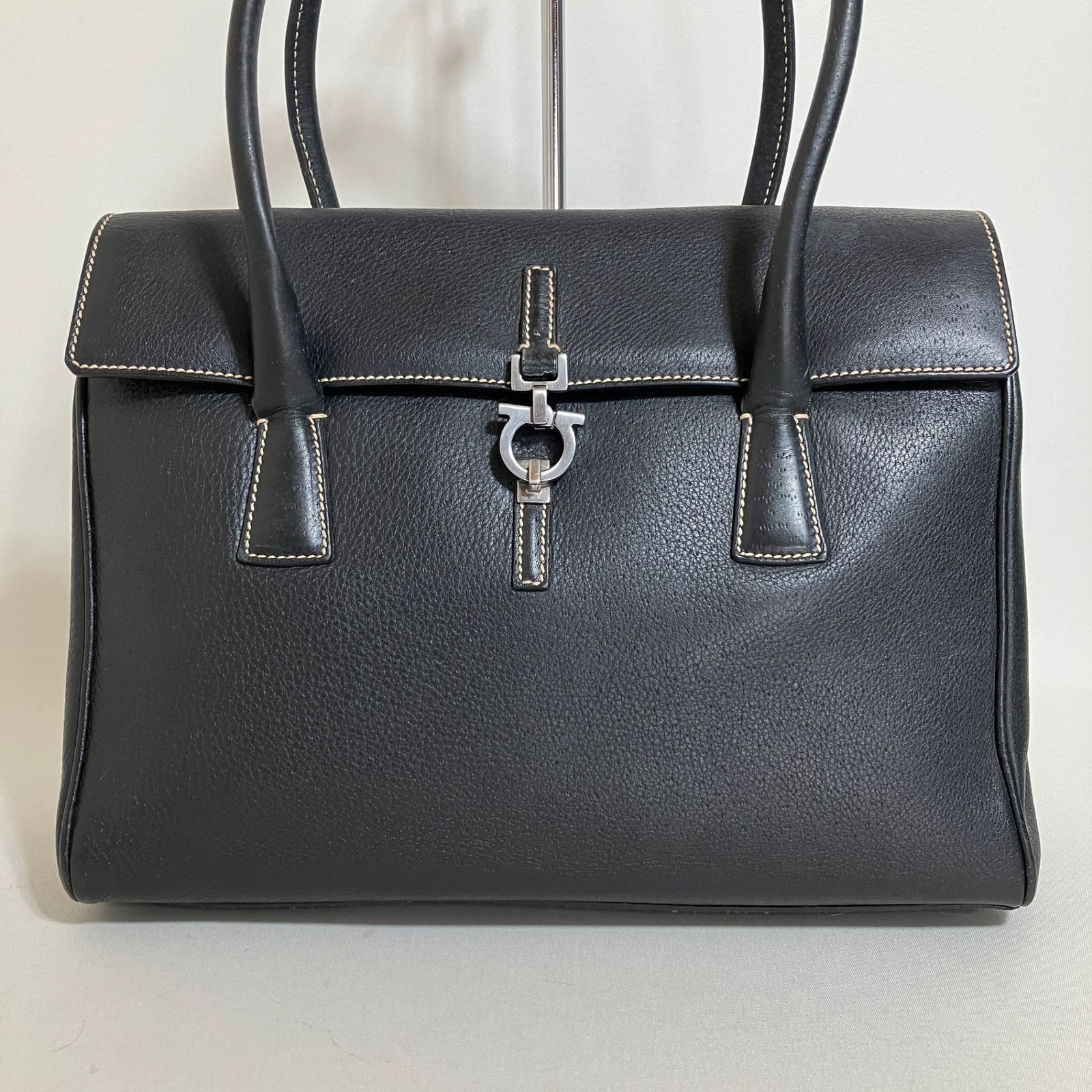 2512-177｜サルヴァトーレフェラガモ ハンドバッグ ブラック  