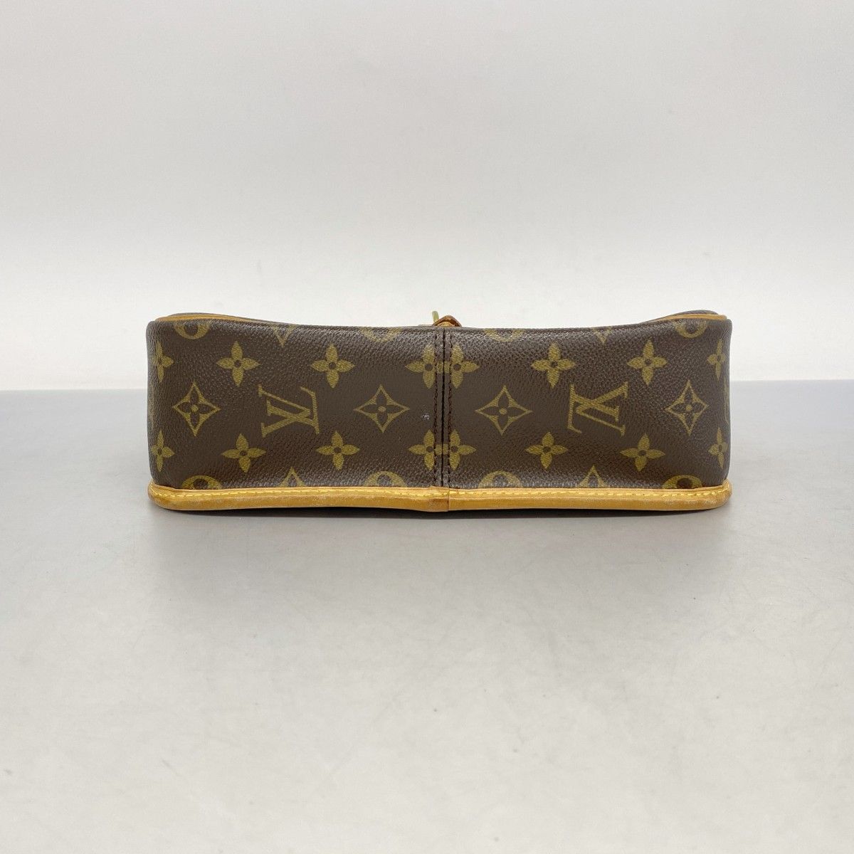 6ab0951】ルイヴィトン ショルダーバッグ モノグラム ソローニュ