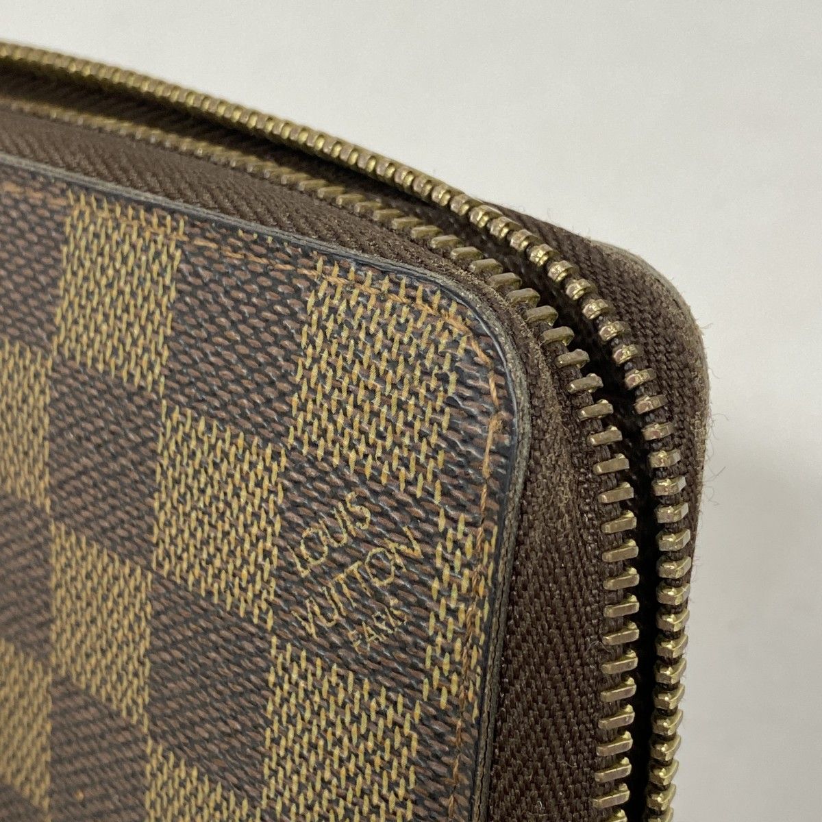 6ab1403】ルイヴィトン 長財布 ダミエ ジッピーウォレット N60015