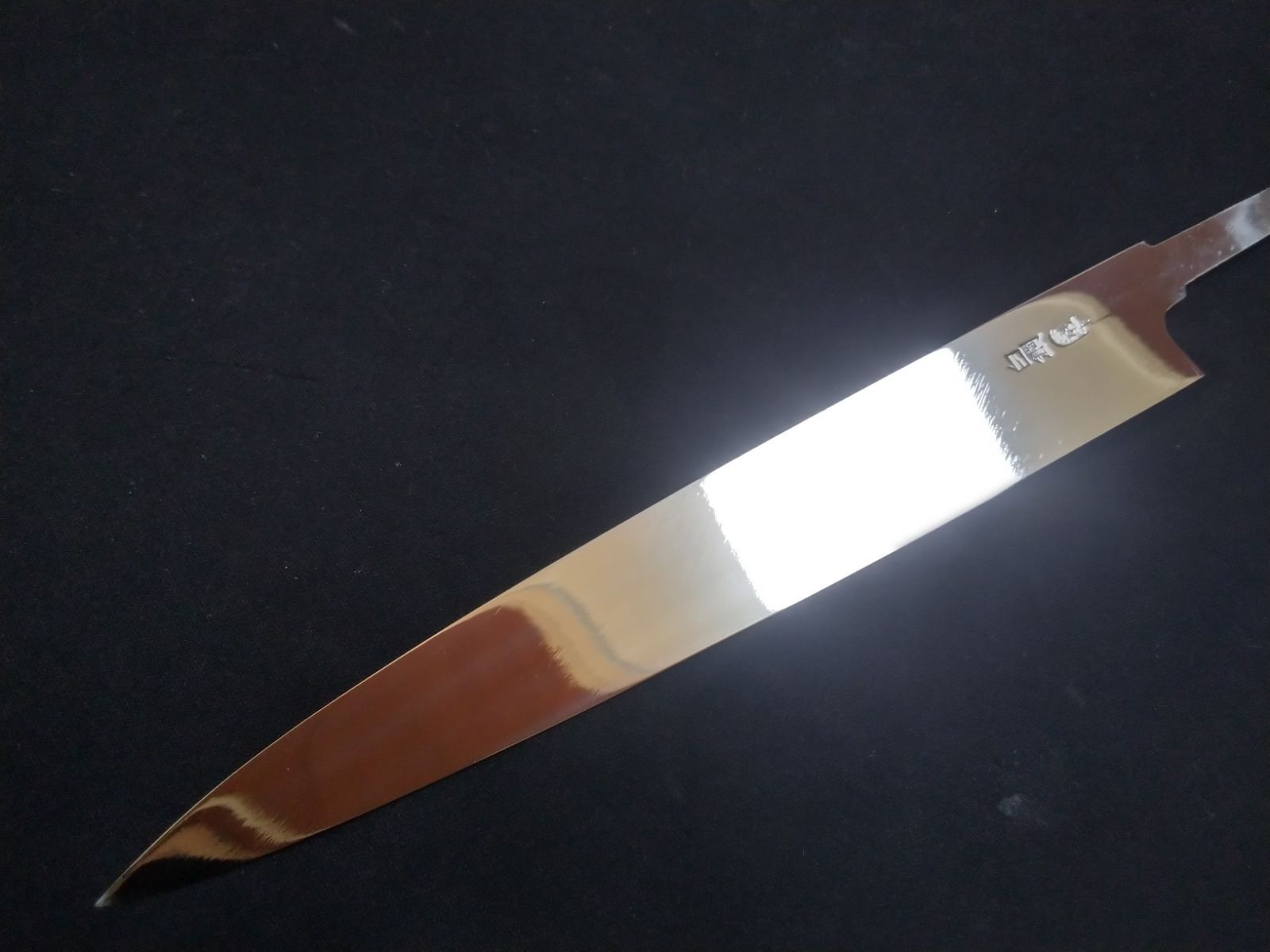 城山刃物　新品　鏡面仕上げ 城山刃物製作所(堺業務用刃物メーカー直売)七寸 柳刃包丁 白二鋼二層鋼