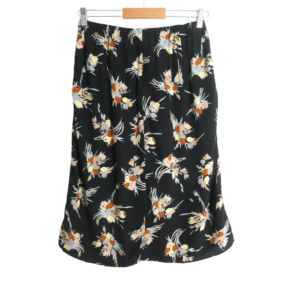 美品 MARNI マルニ サイズ40 総柄 シルク100% ウエストゴム 美品 MARNI マルニ サイズ40 総柄 シルク100% ウエストゴム