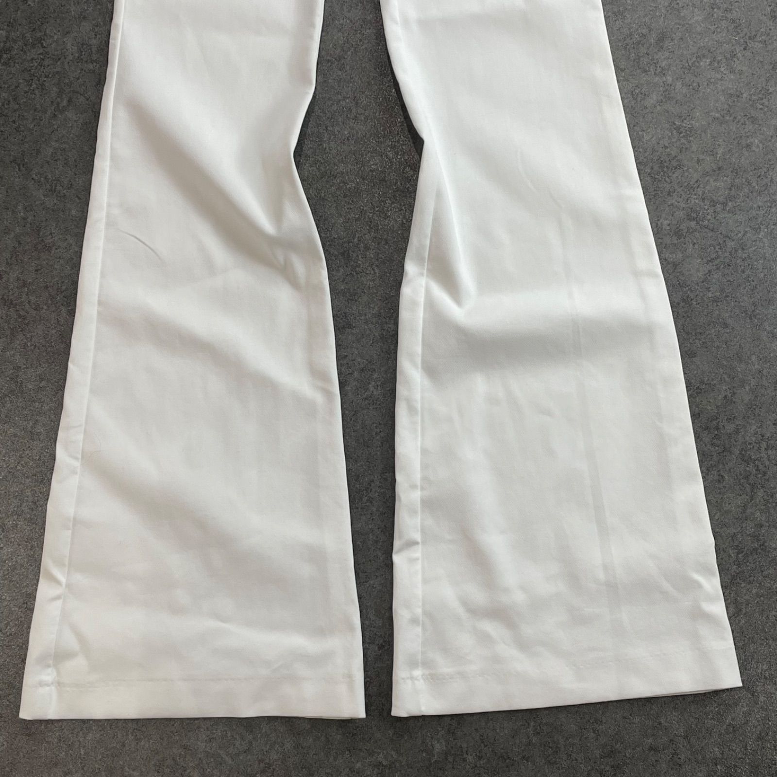 新品 未使用 ZARA ザラ ストレッチ 鬼フレア フレアパンツ 無地