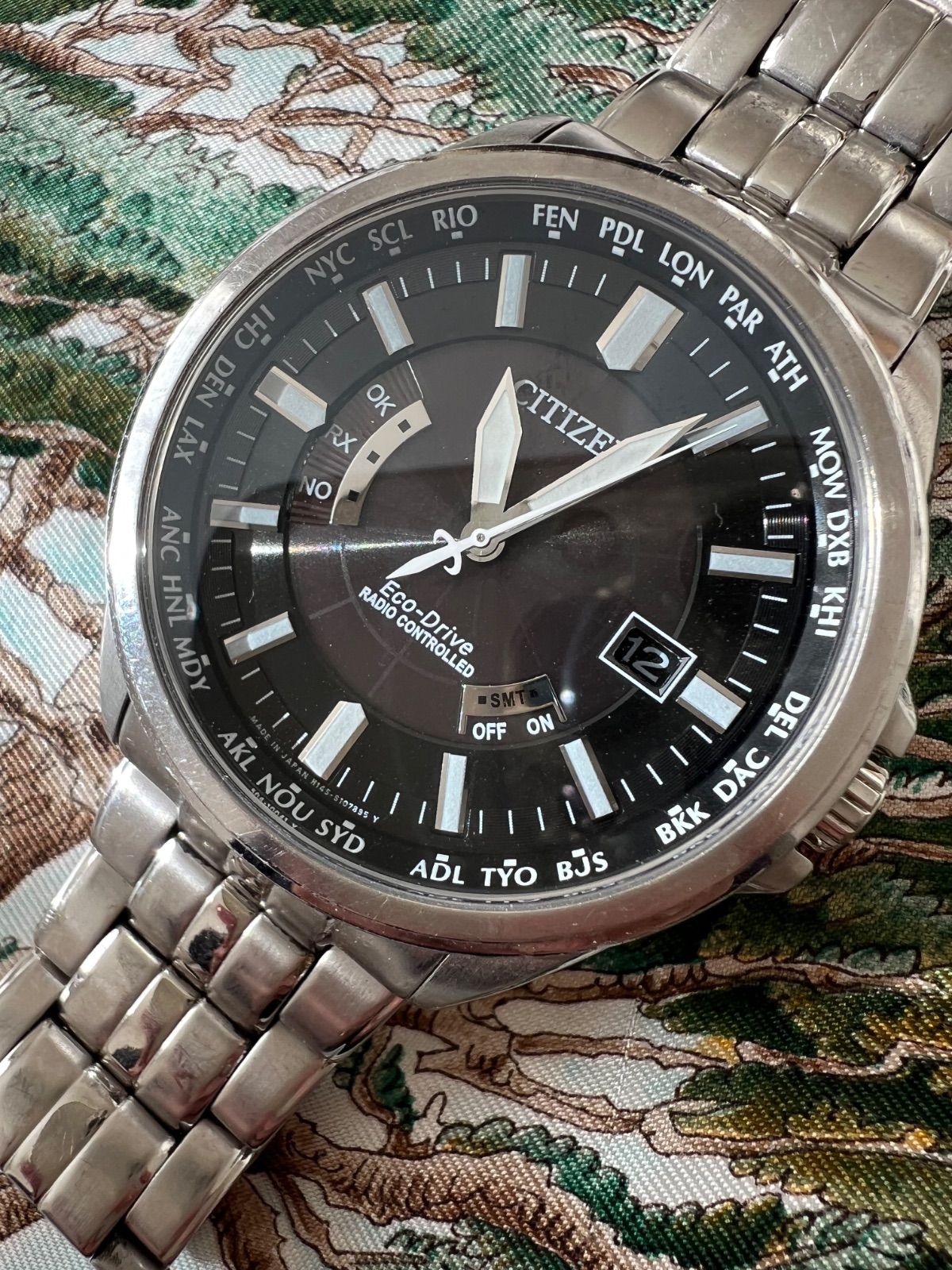 シチズン エコドライブ ビッグフェイス 電波ソーラー時計 H 145