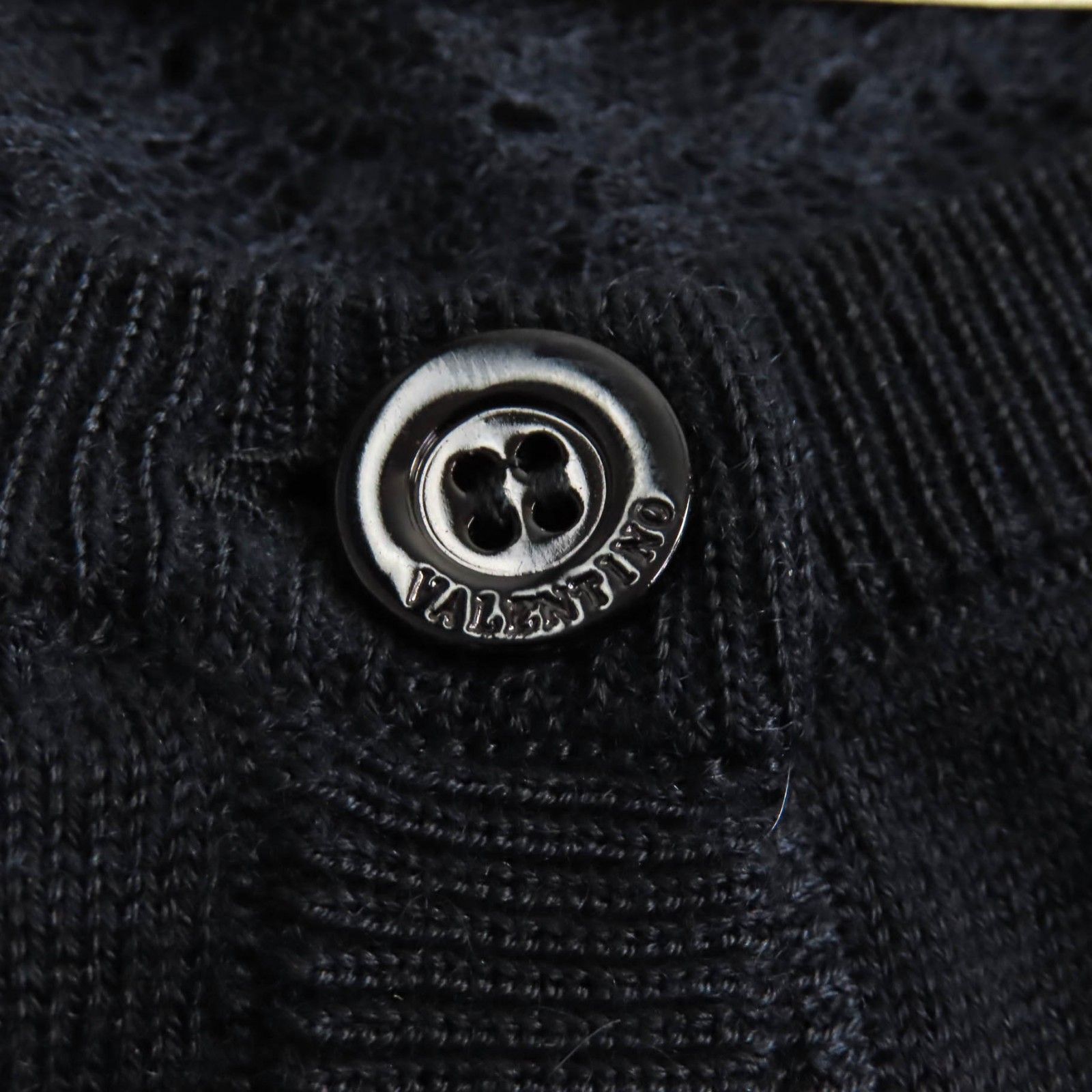 美品☆VALENTINO ヴァレンティノ カシミヤ シルク混 ロゴボタン付