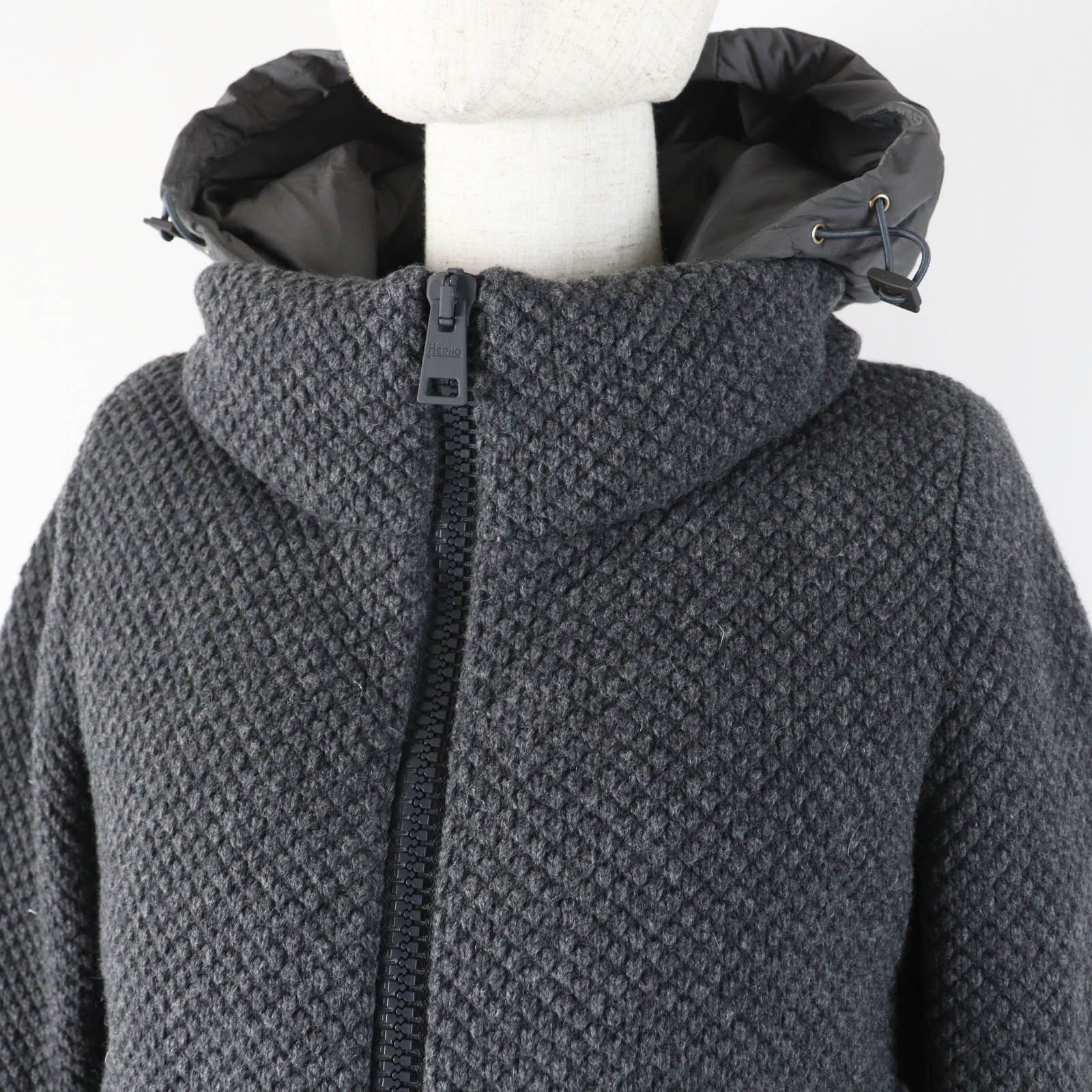 H ERNO ヘルノ ニット切替フード付きダウンコート　グレー　イタリア製　46 極美品◎Herno ヘルノ 2019年製 PI0822D ニット切替 フード付き ダウン