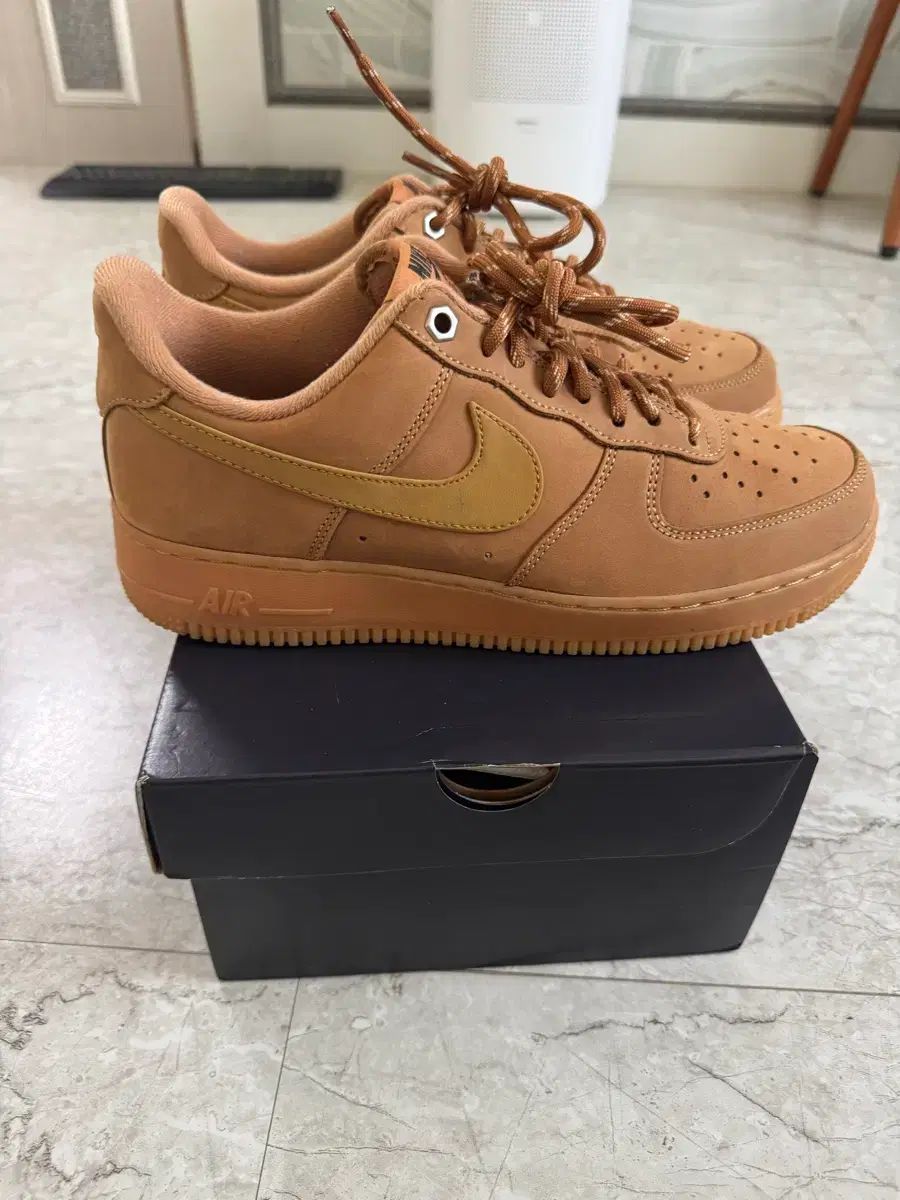 NIKE エアフォース1