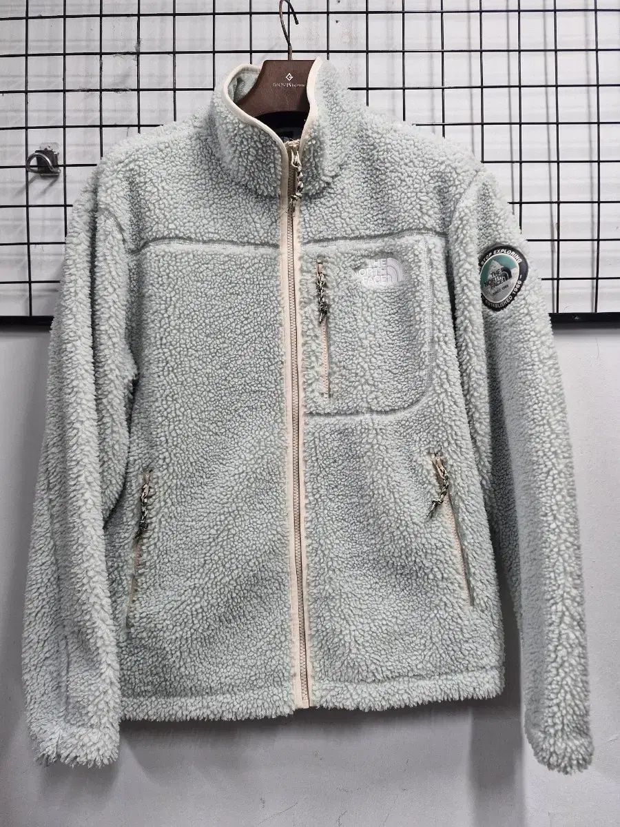 100 L ザノースフェイス PLAY グリーン フリース ジャケット ピスタチオ