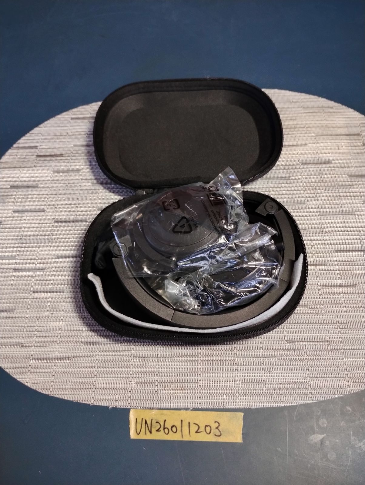 ベントレー 限定版 ワイヤレス ヘッドホン - メルカリ