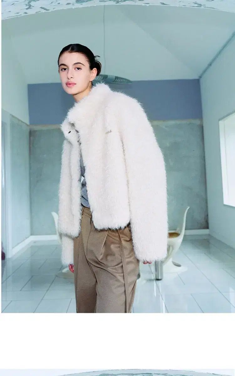 LOEUVRE Faux Fur High Neck Short Jacket ルーブル