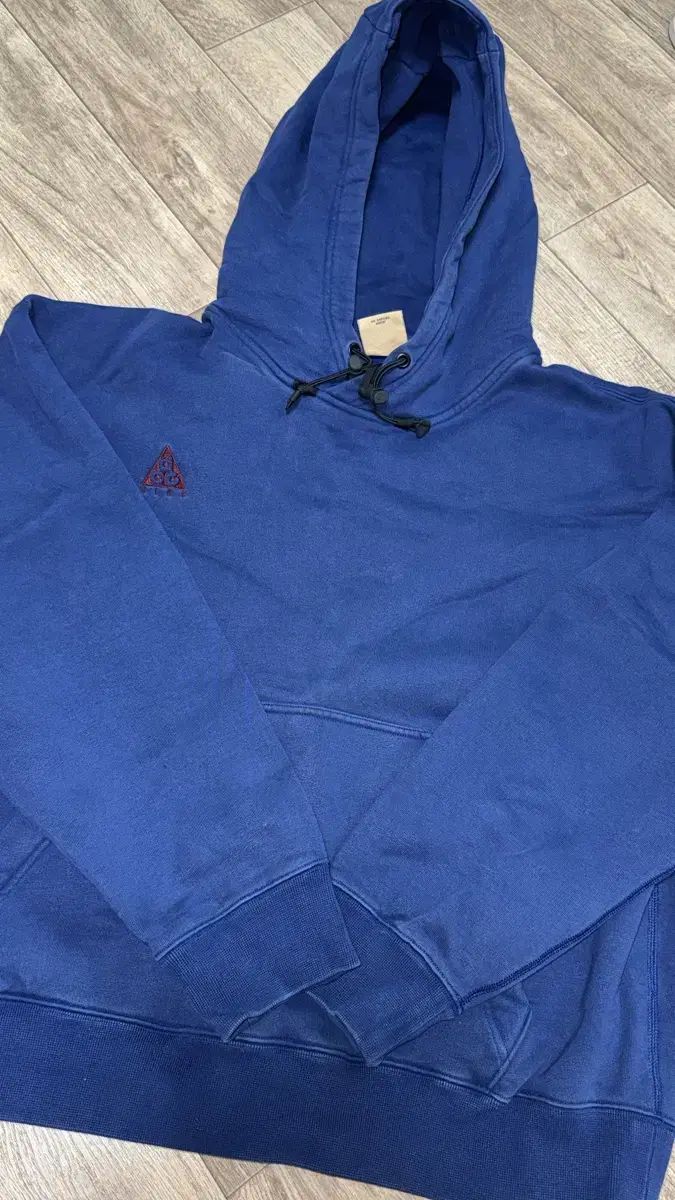 ナイキ acg ネイビー フードTシャツ