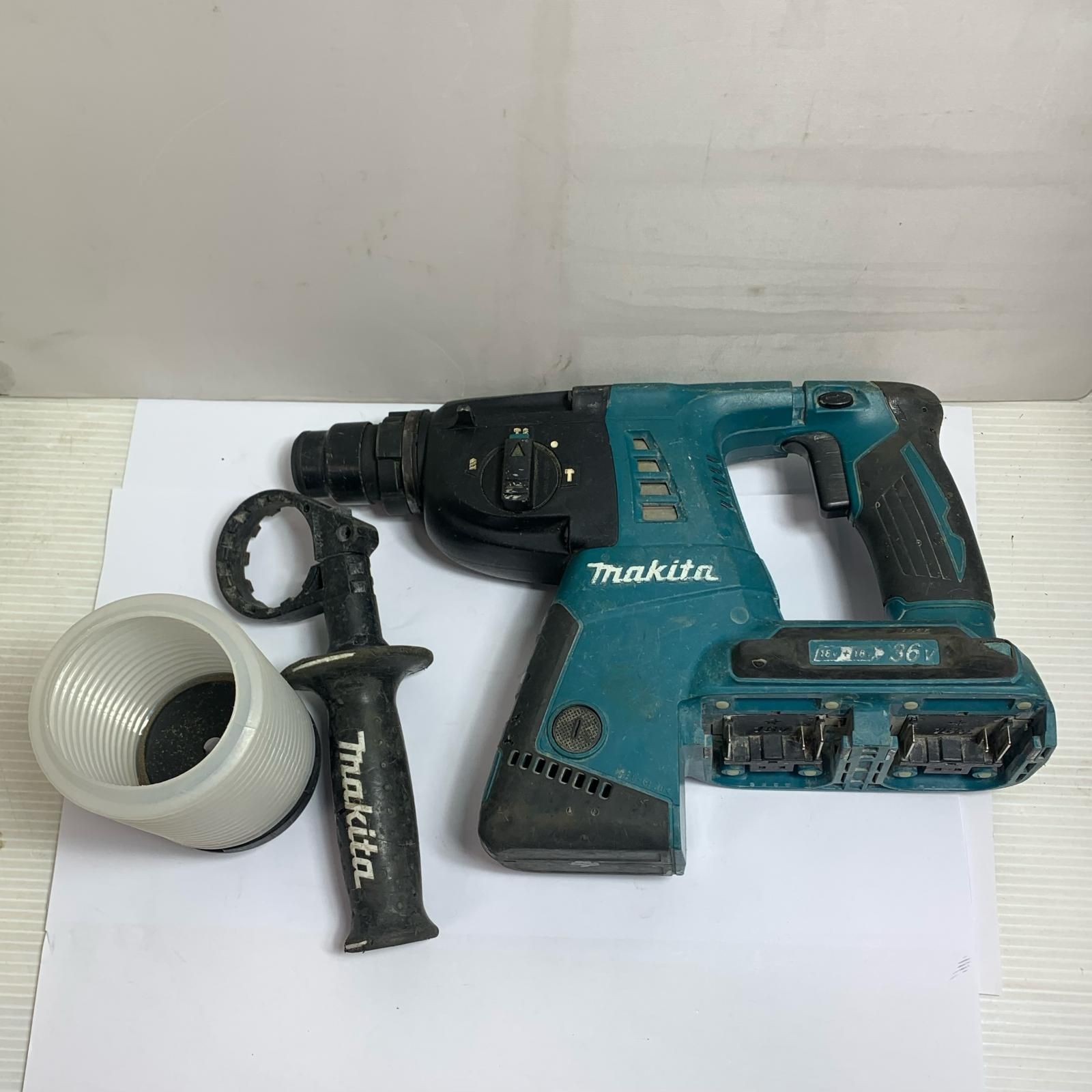 ♭♭MAKITA マキタ 26 mm 充電式ハンマドリル 18 V 2 HR 263 D