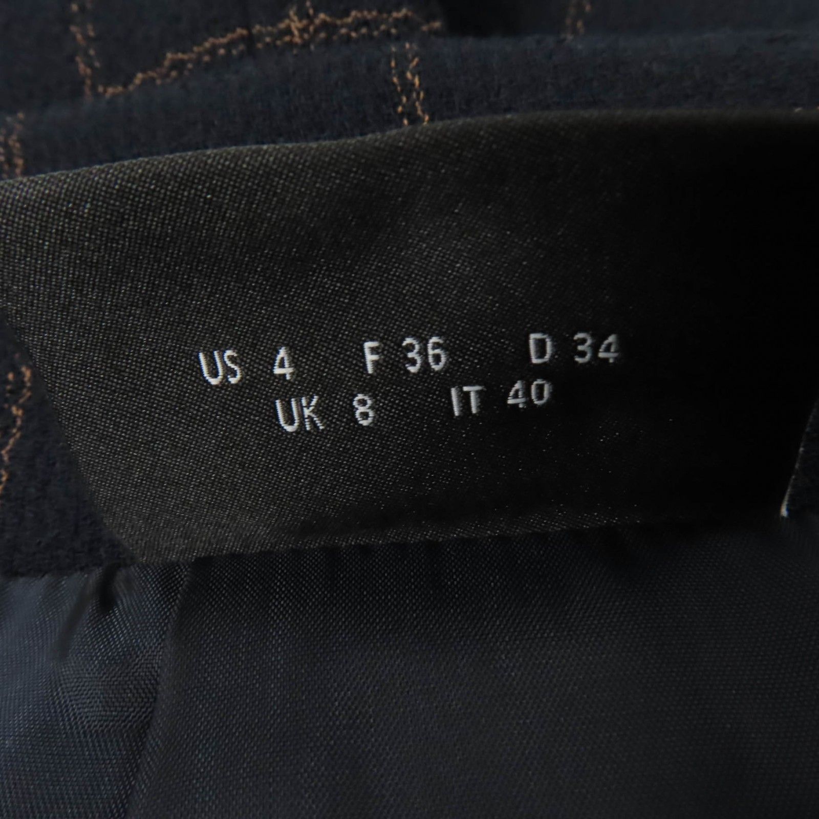 未使用品☆AKRIS アクリス ウール レザートリミング チェック柄 タイトスカート ネイビー 34 スイス製 正規品 レディース 定価119900円 未使用品☆AKRIS アクリス ウール レザートリミング チェック柄 タイト