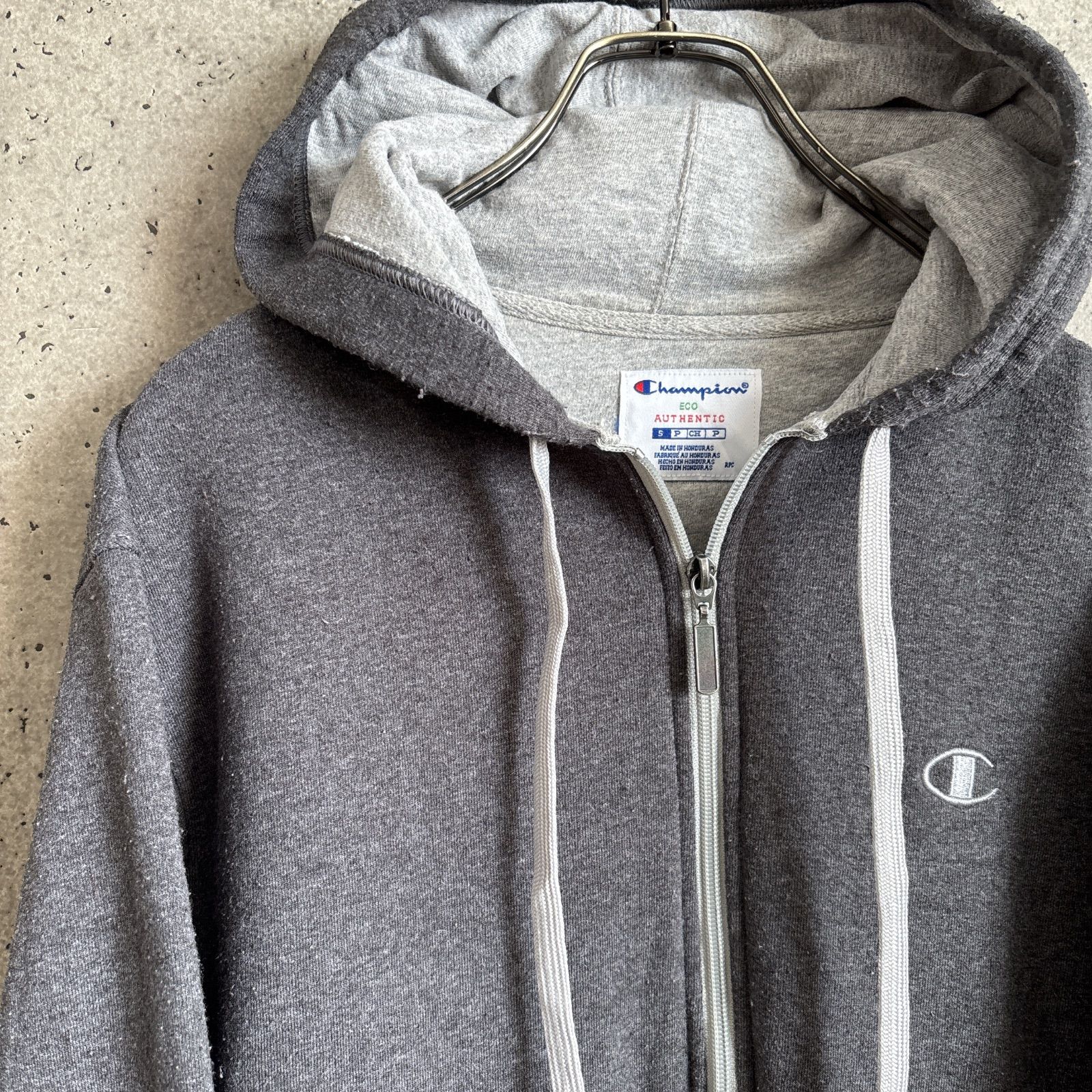 USED】US 古着 Champion チャンピオン ジップアップ パーカー グレー 