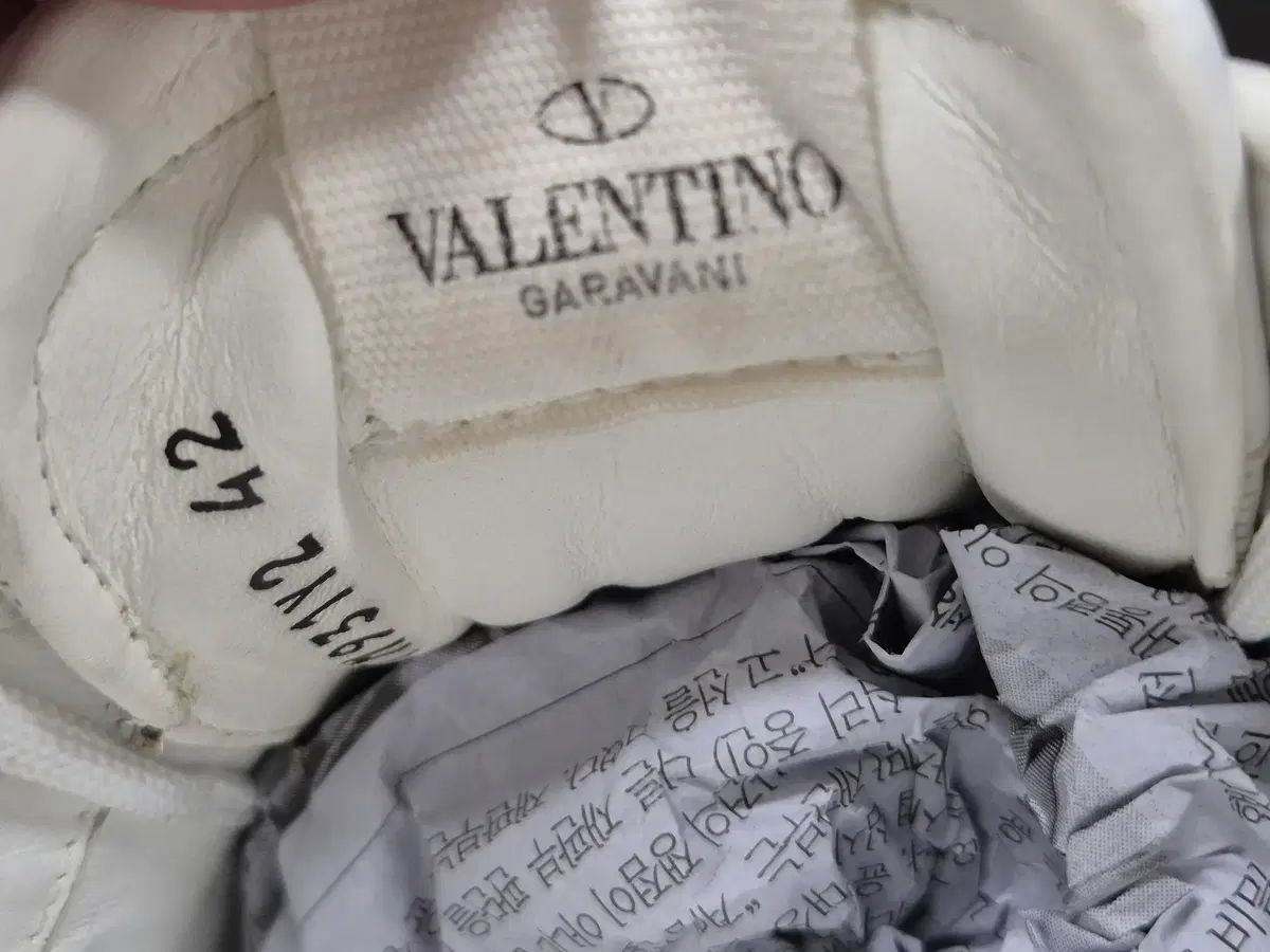 ヴァレンティノ ロックスタッズ